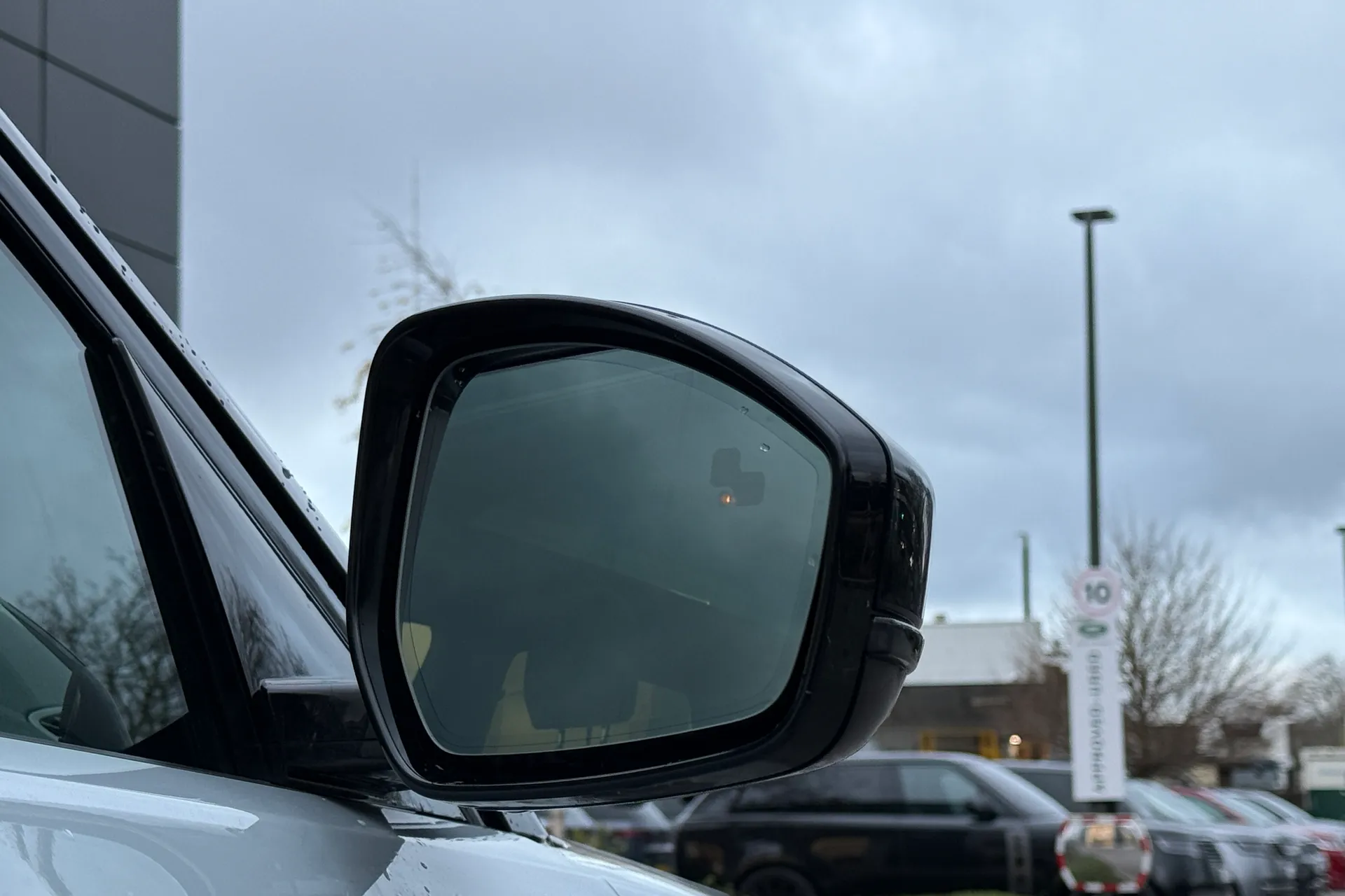 LAND ROVER RANGE ROVER EVOQUE thumbnail image number 12