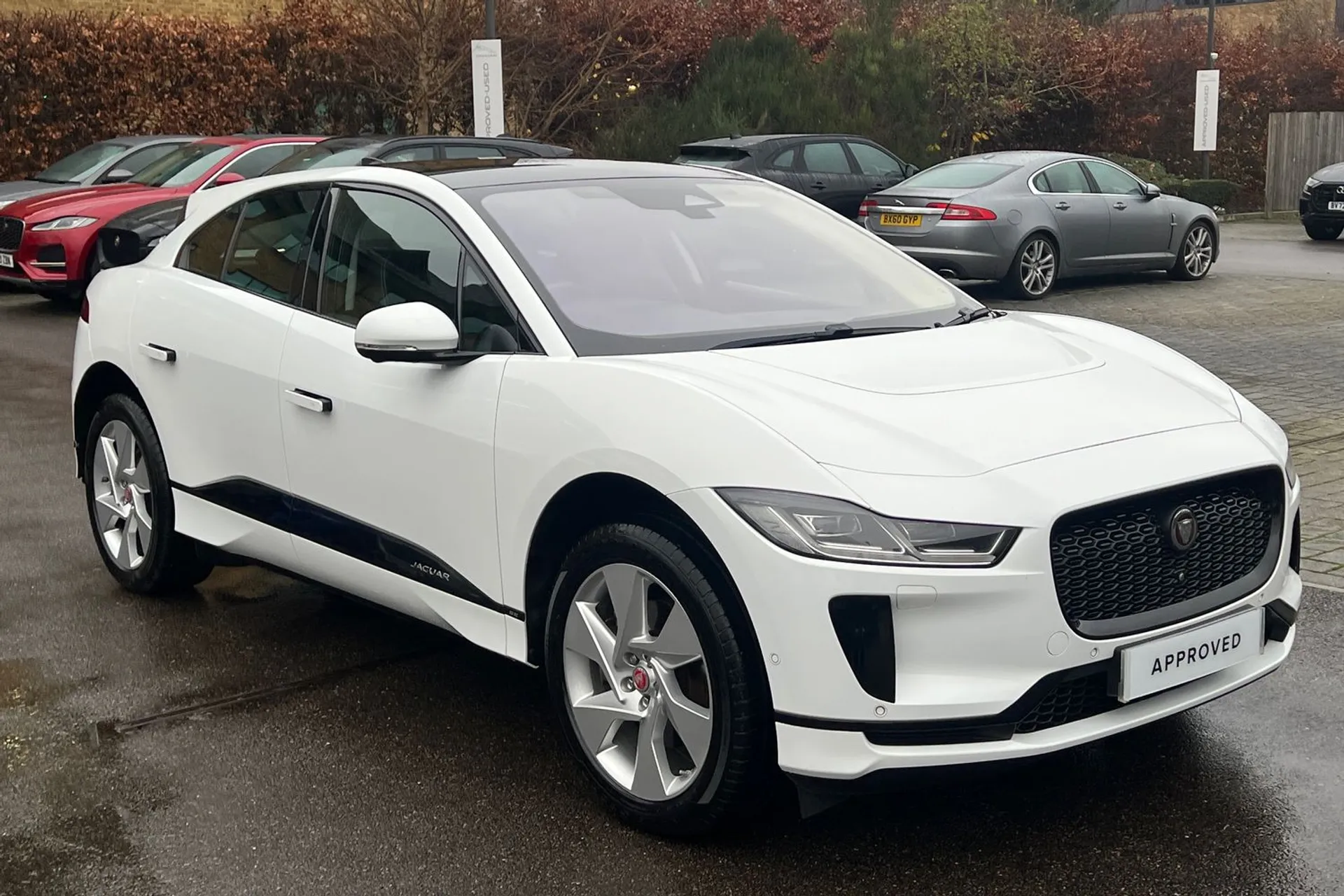 Jaguar I-PACE thumbnail image number 61