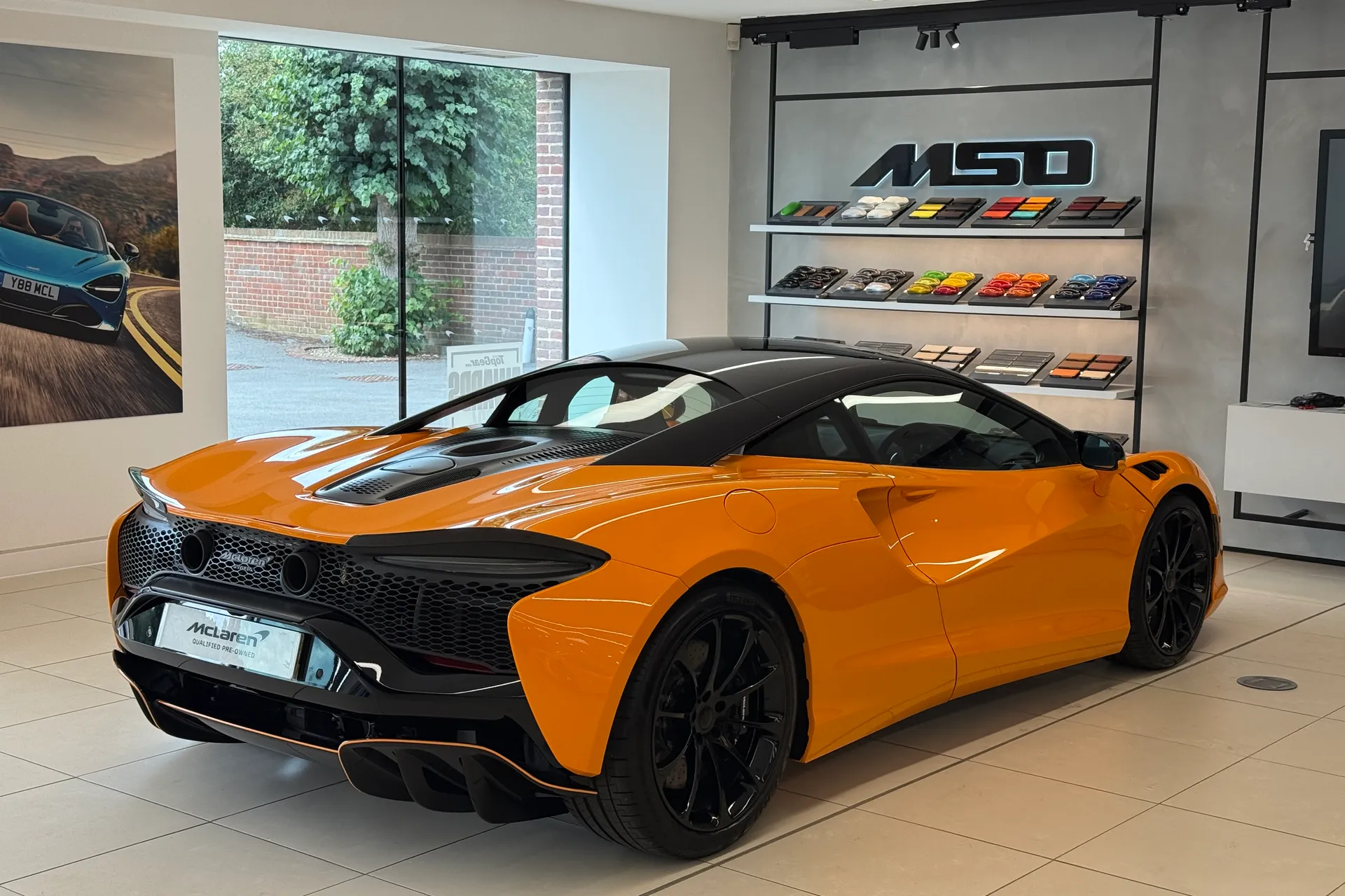 McLaren ARTURA thumbnail image number 49