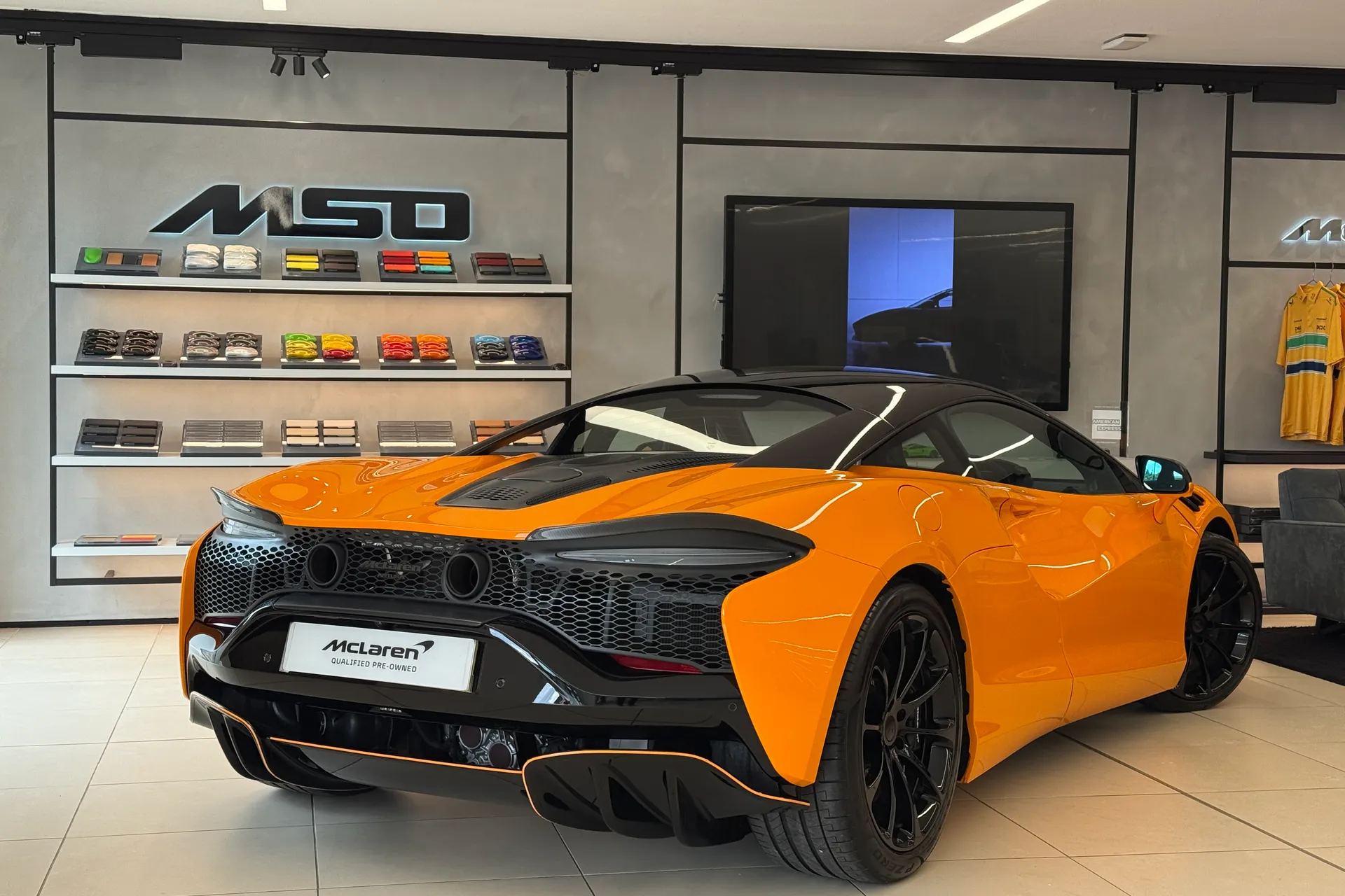 McLaren ARTURA thumbnail image number 44