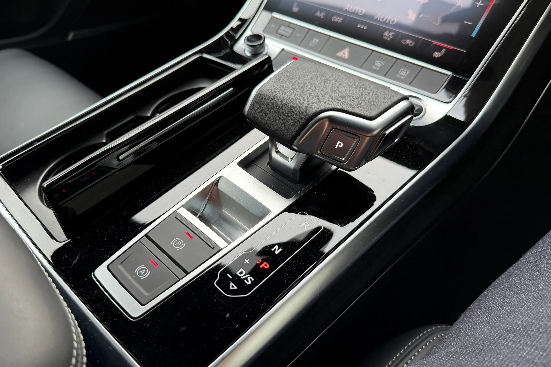 Audi Q7 thumbnail image number 49