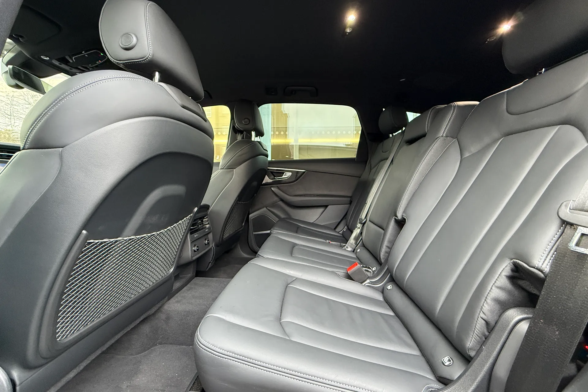 Audi Q7 thumbnail image number 17