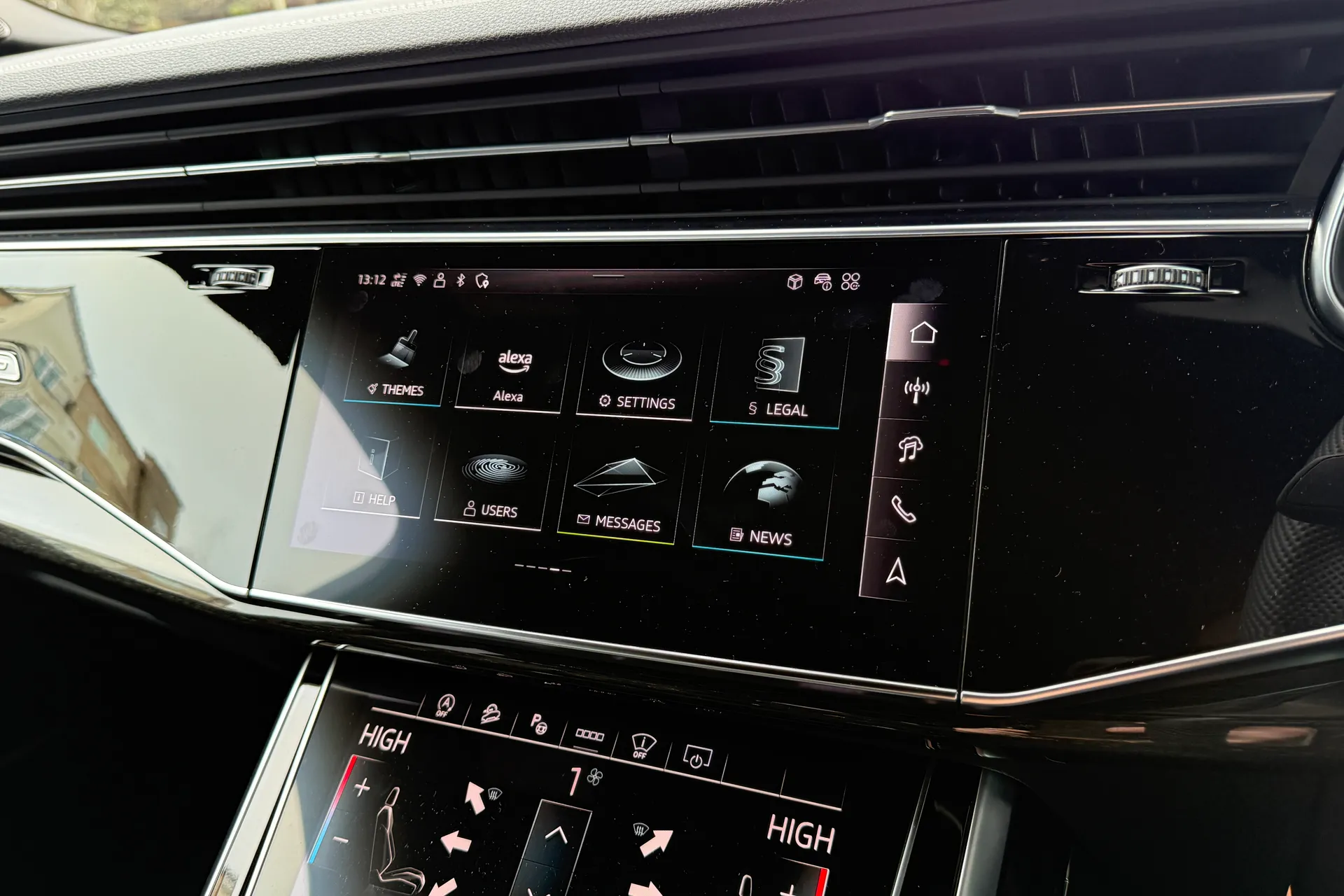 Audi Q7 thumbnail image number 43