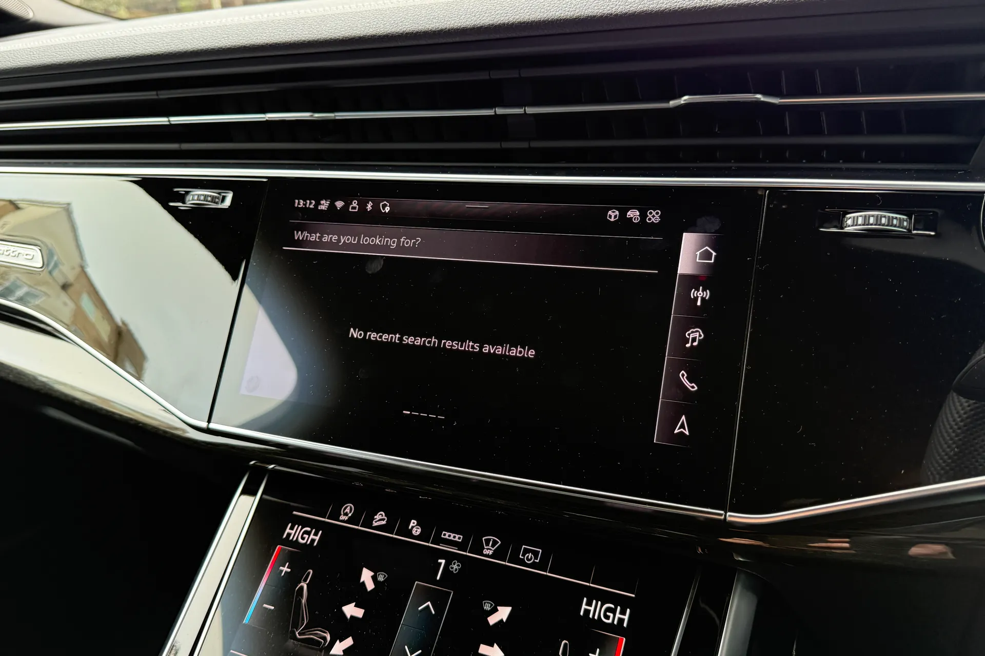 Audi Q7 thumbnail image number 37