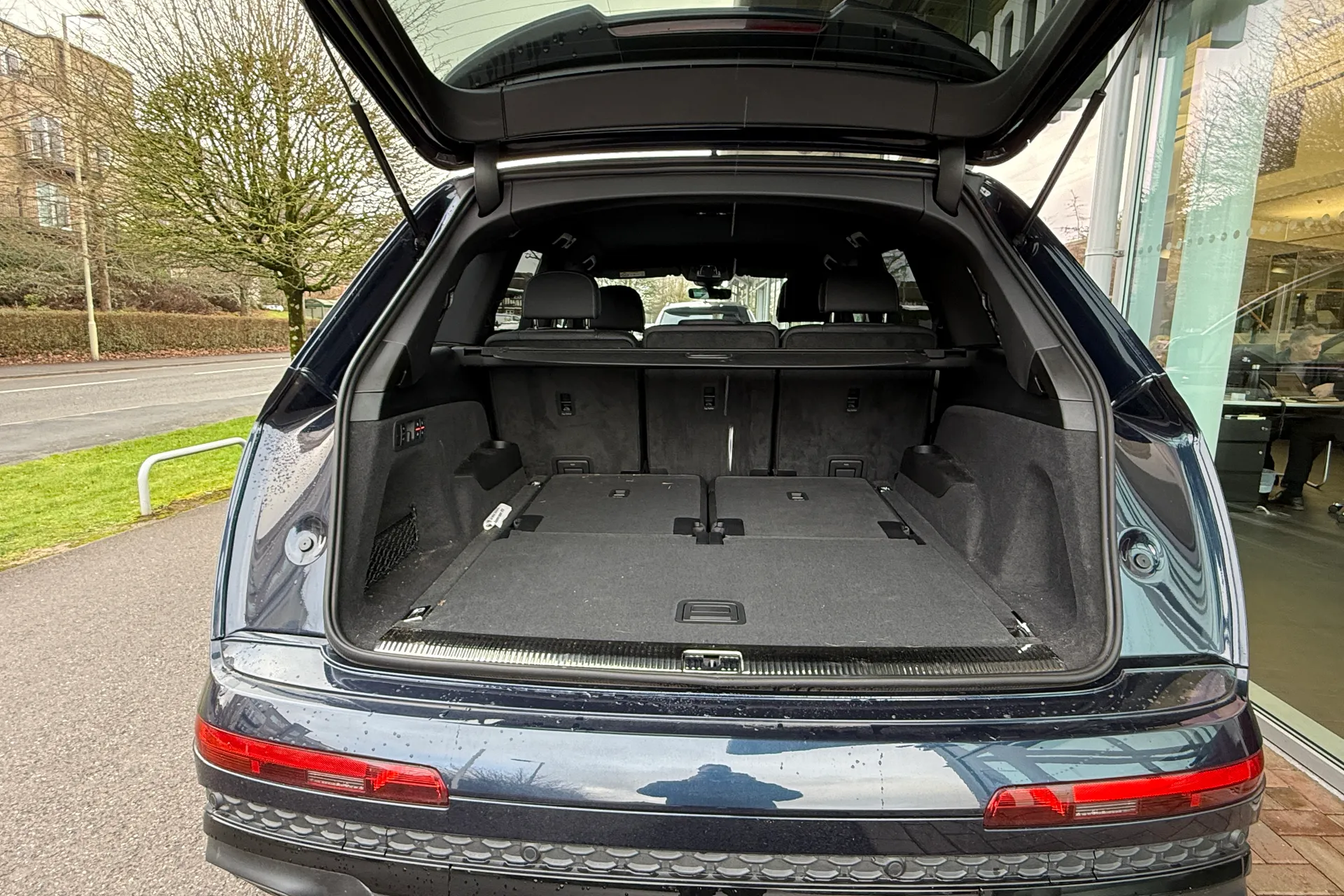 Audi Q7 thumbnail image number 23