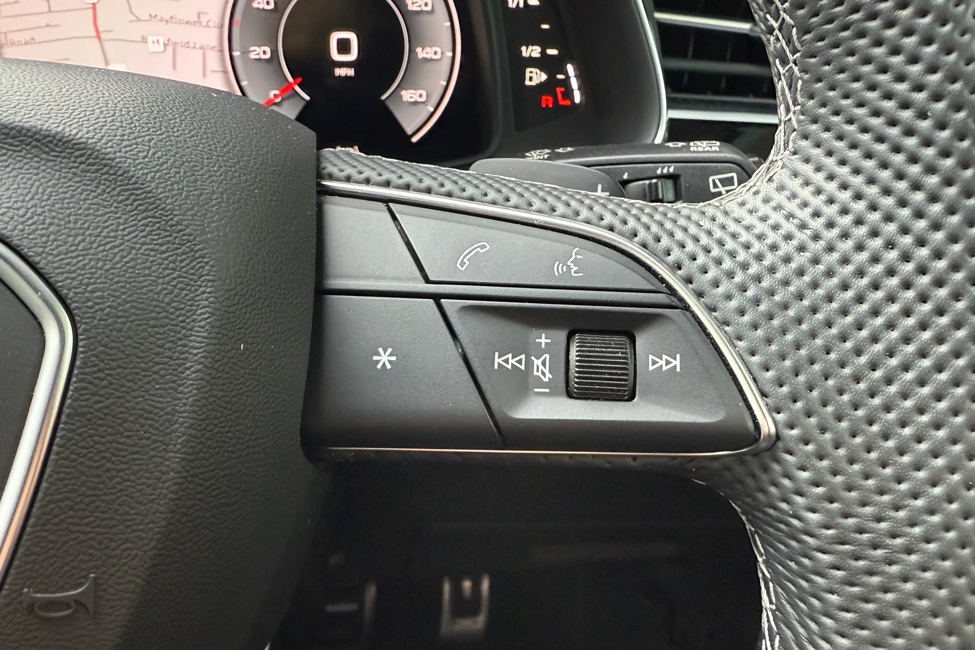 Audi Q7 thumbnail image number 52