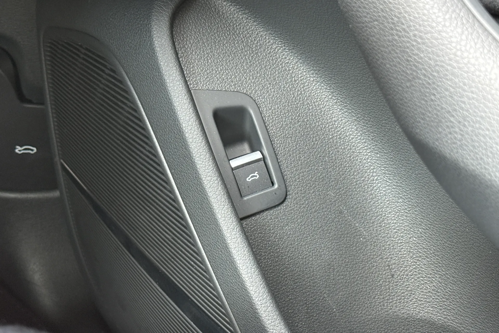 Audi Q7 thumbnail image number 61