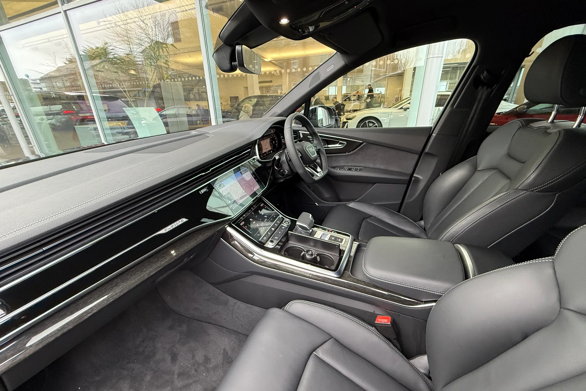 Audi Q7 thumbnail image number 14