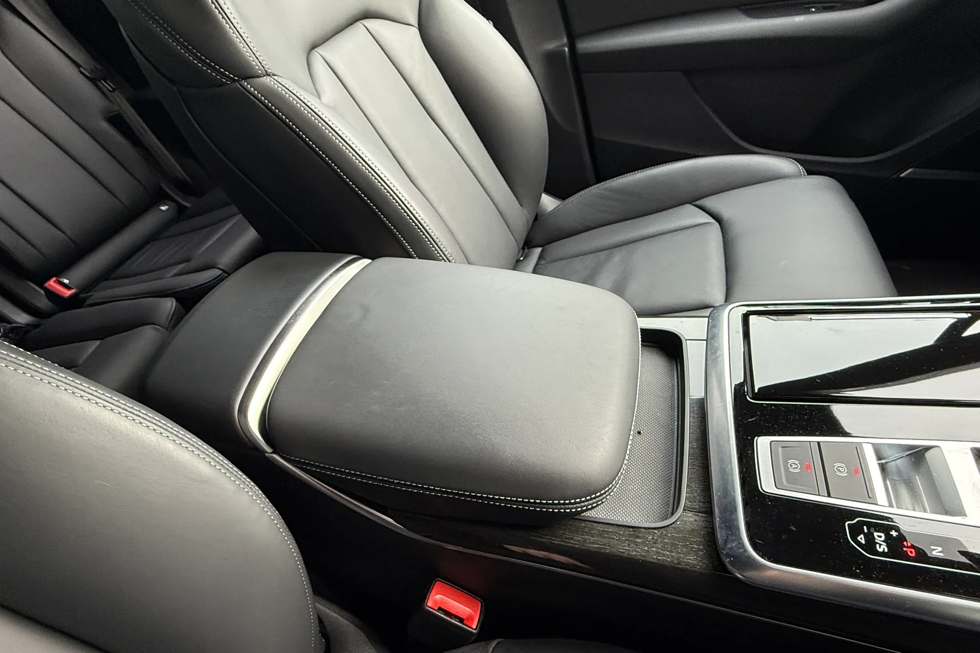 Audi Q7 thumbnail image number 63