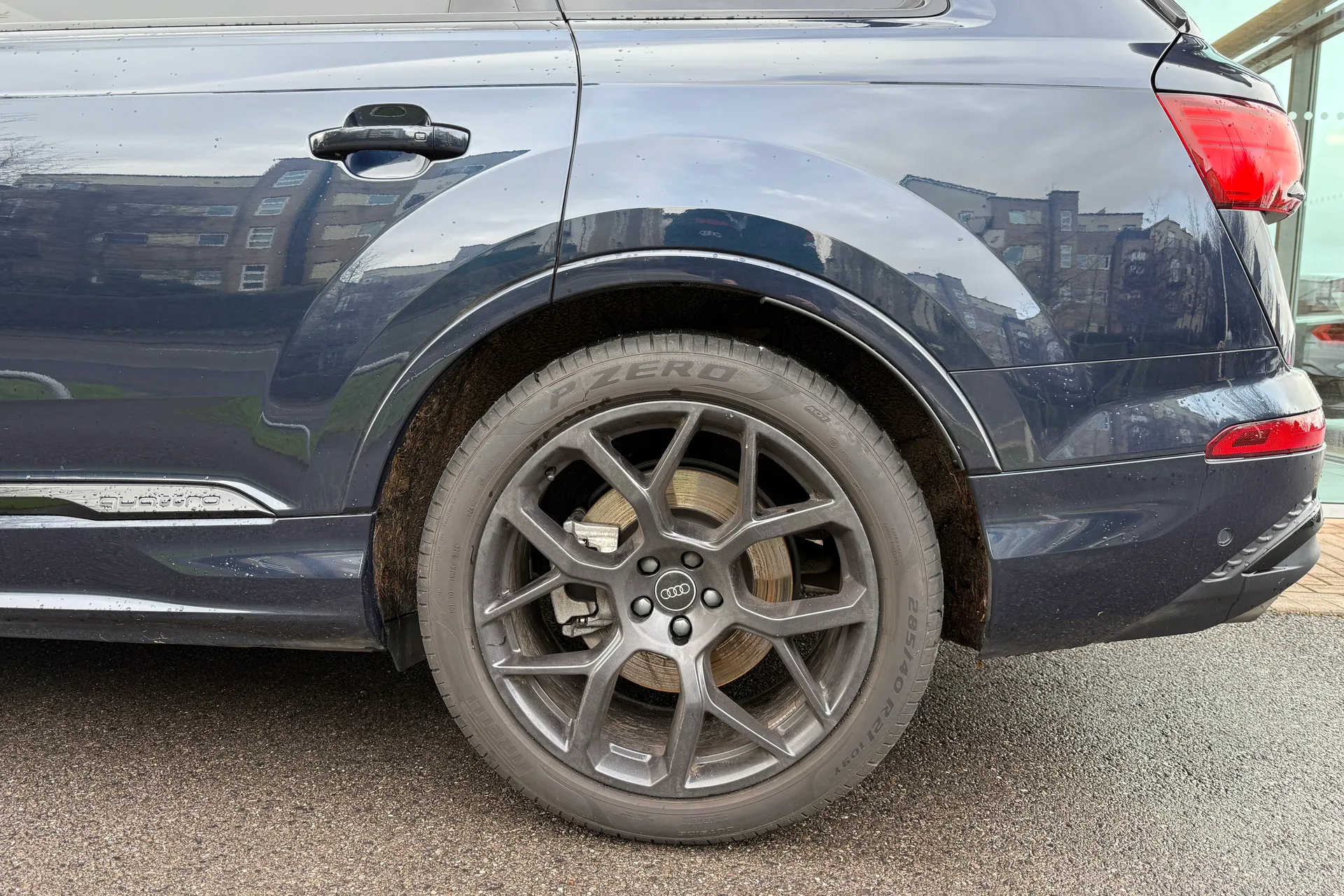 Audi Q7 thumbnail image number 21