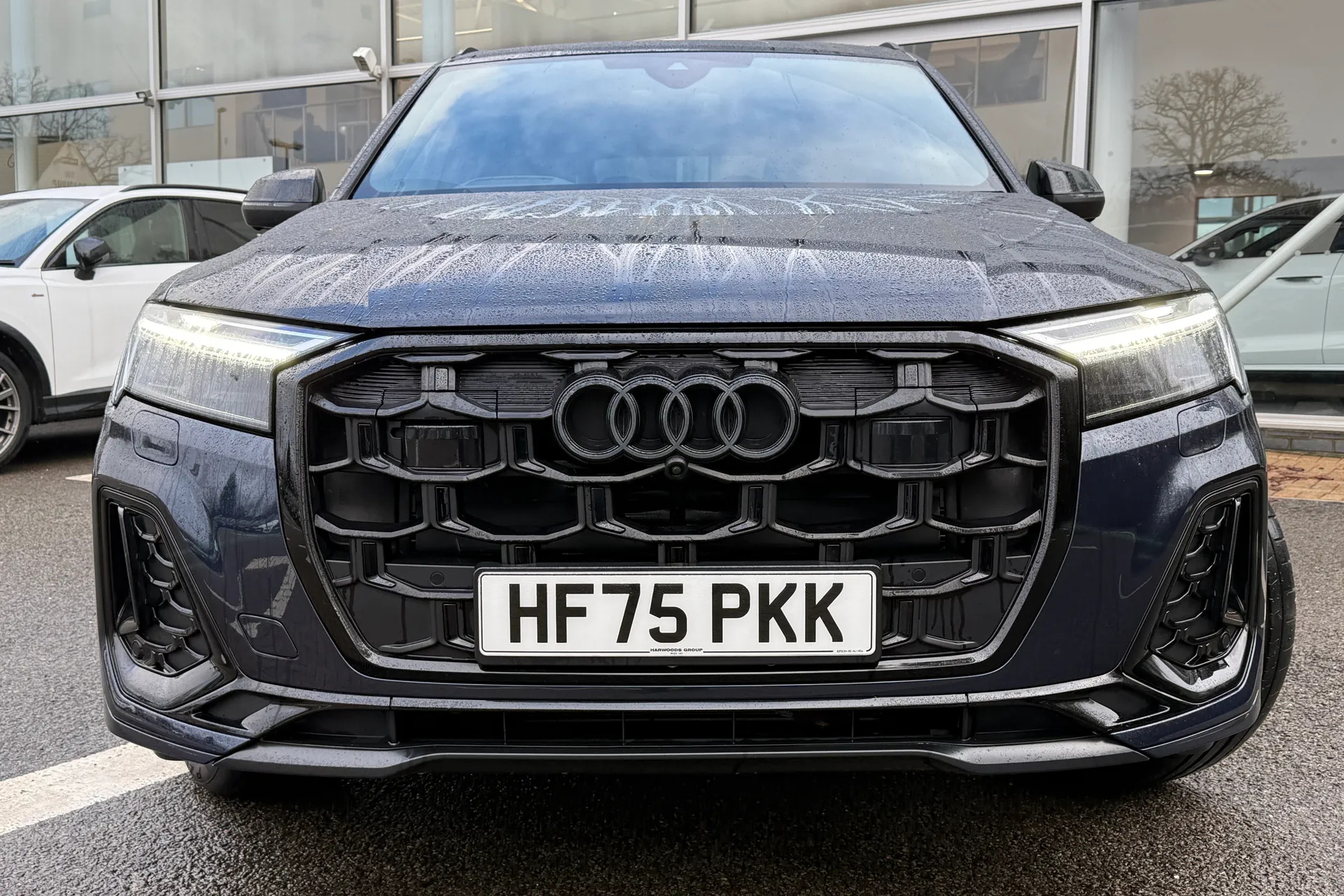 Audi Q7 thumbnail image number 31