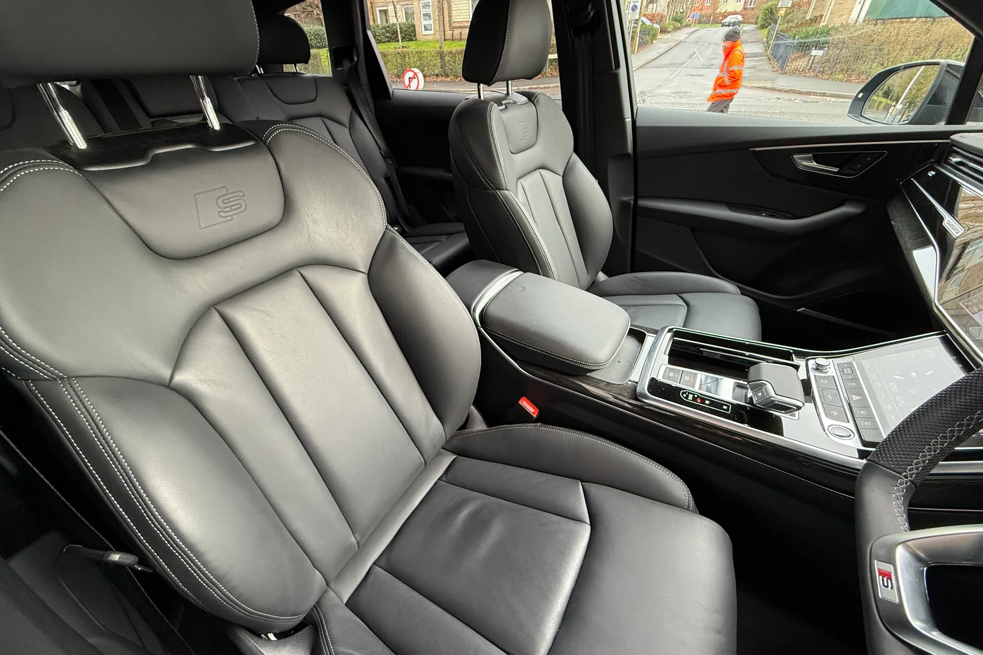 Audi Q7 thumbnail image number 11