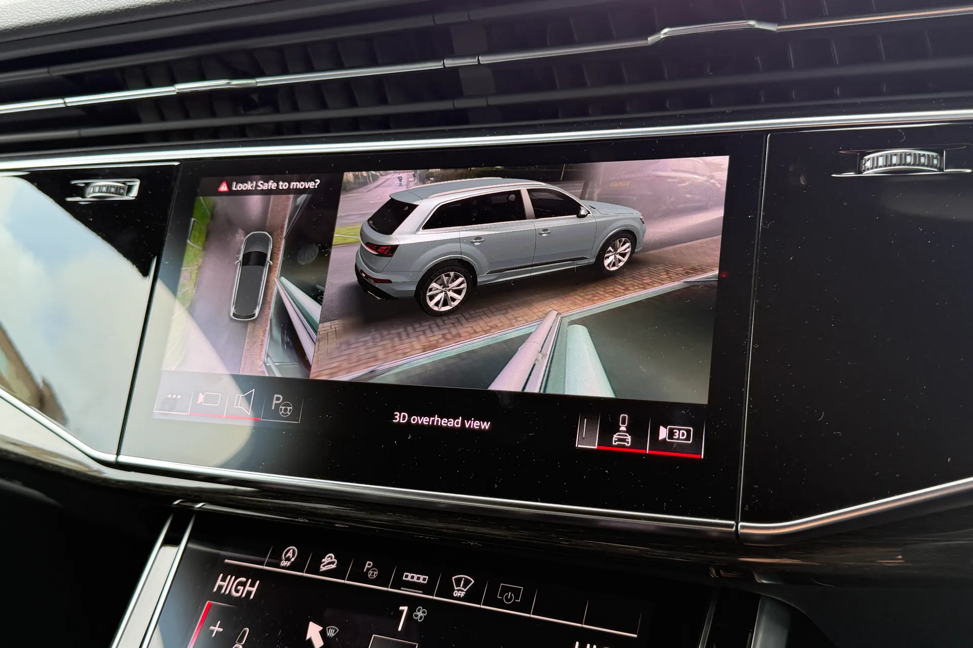 Audi Q7 thumbnail image number 6