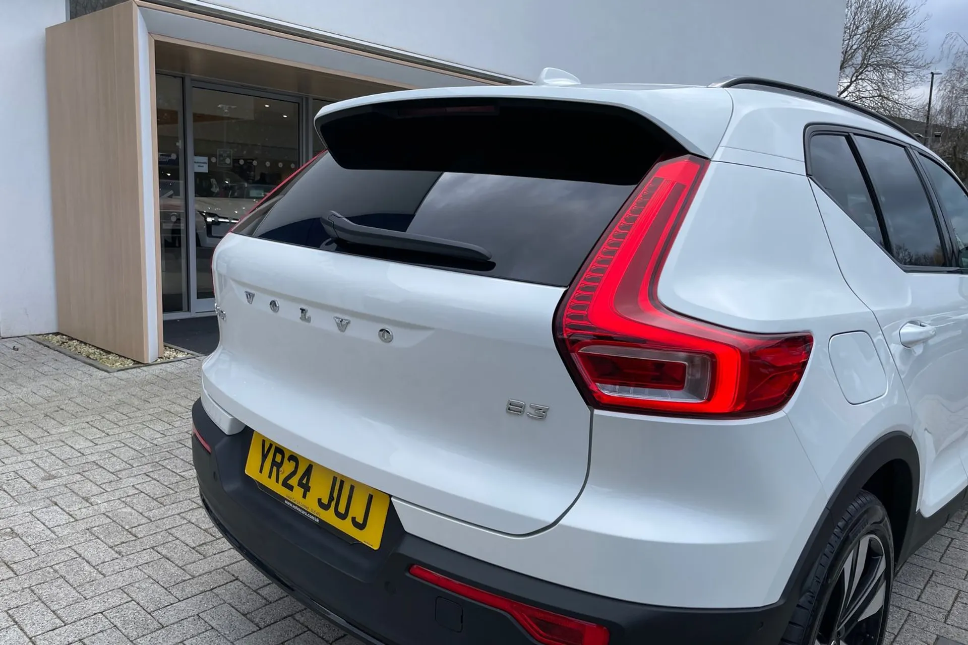 Volvo XC40 thumbnail image number 15