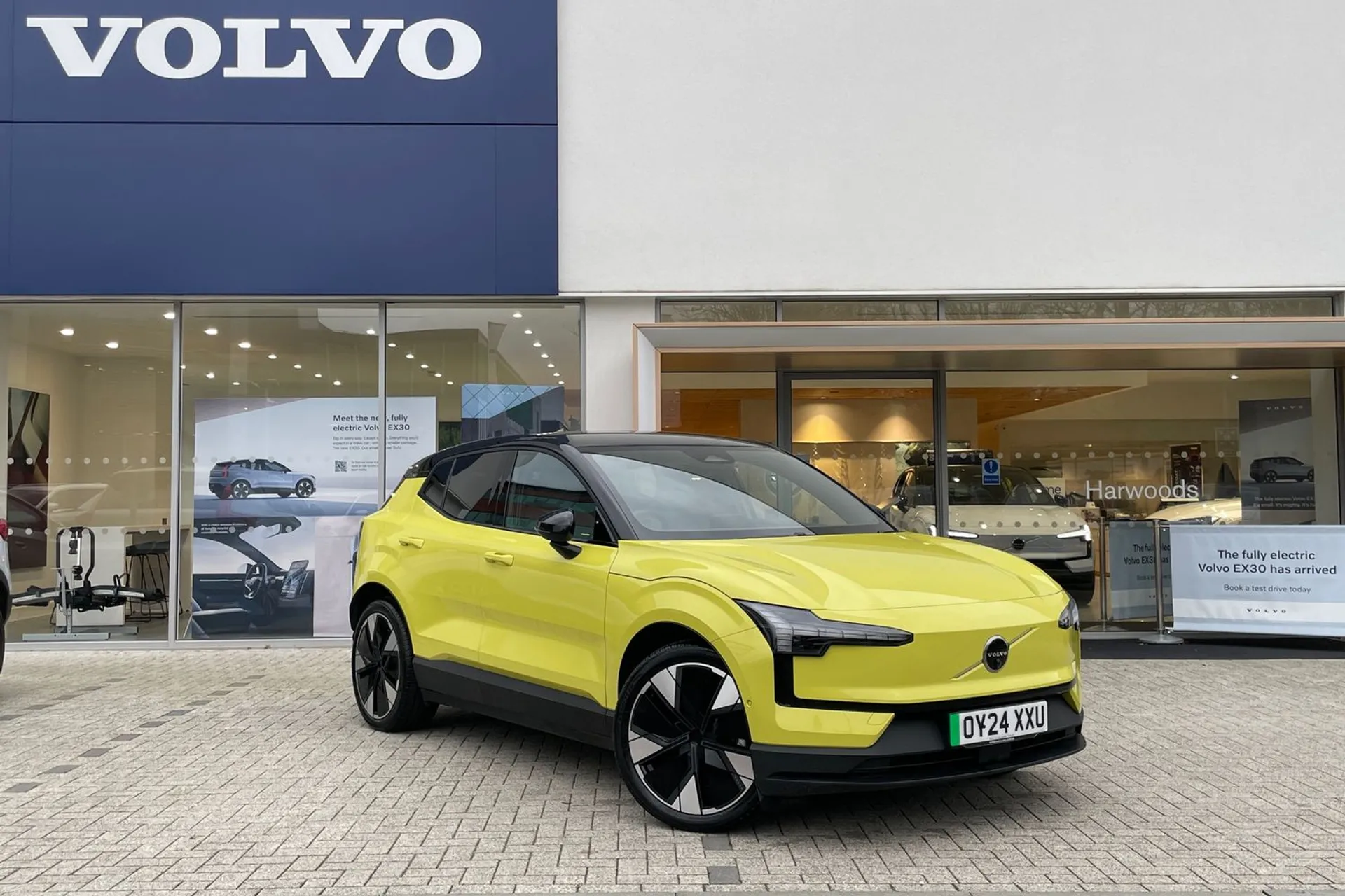 Volvo EX30 focused image