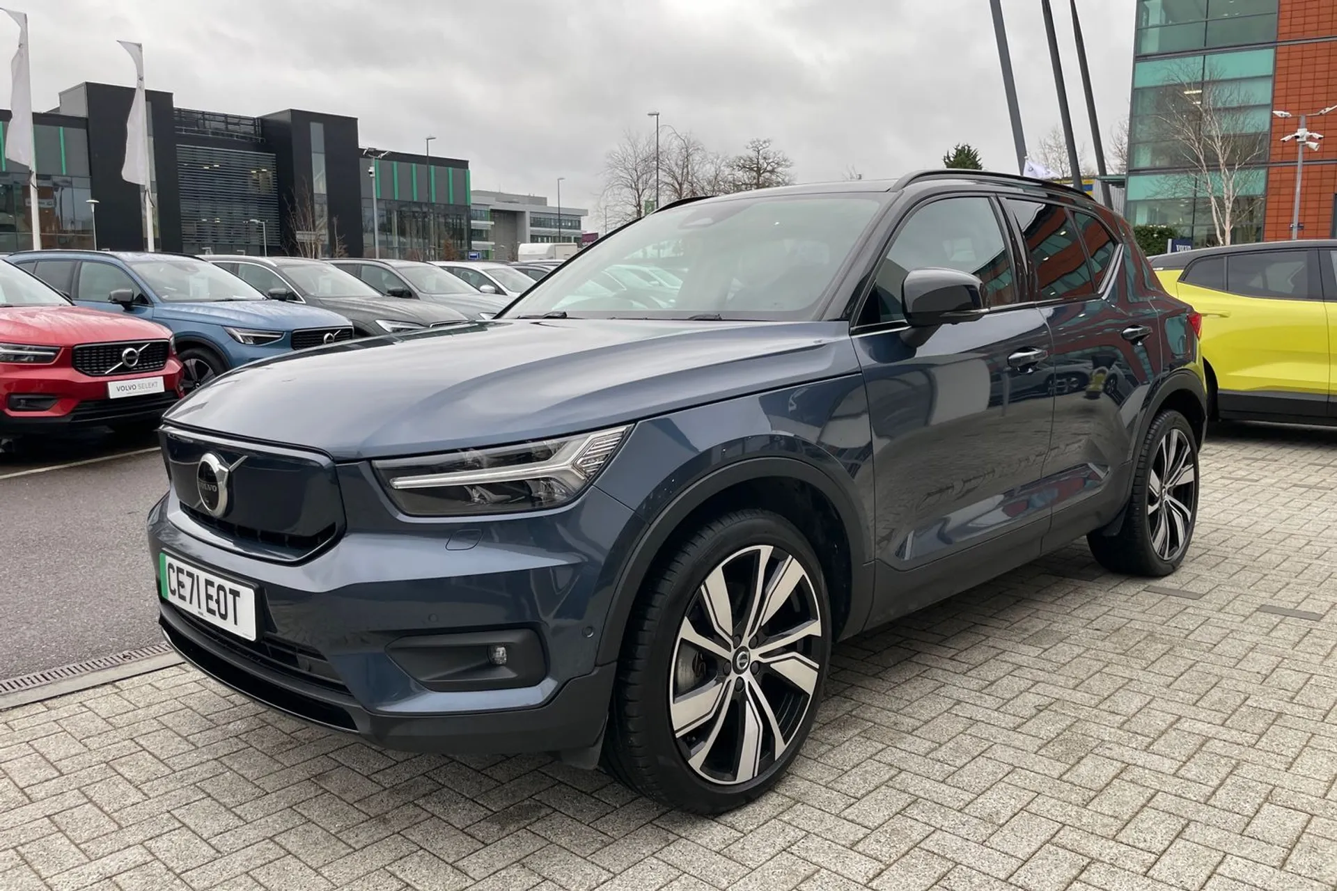 Volvo XC40 thumbnail image number 11