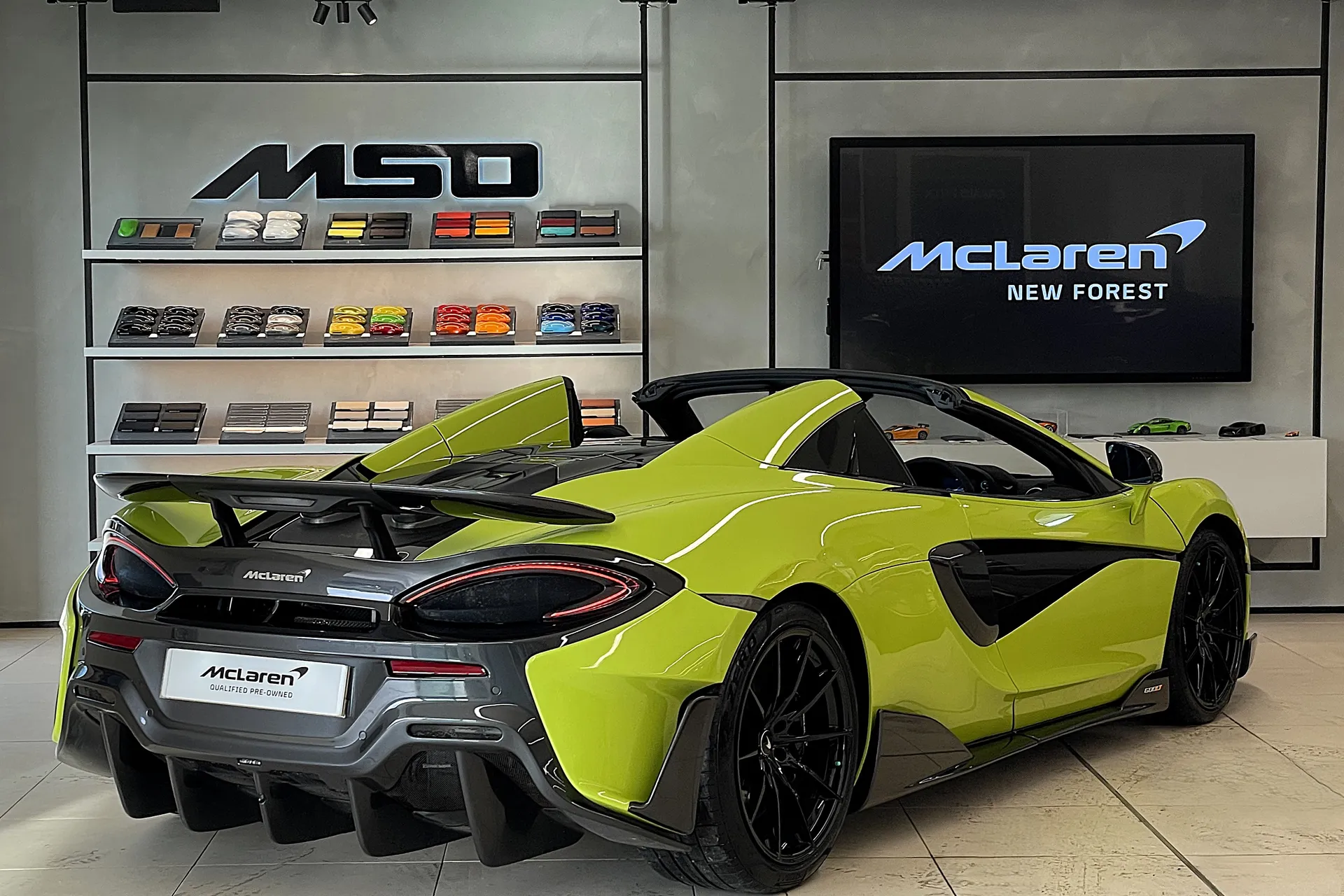 McLaren 600LT thumbnail image number 14