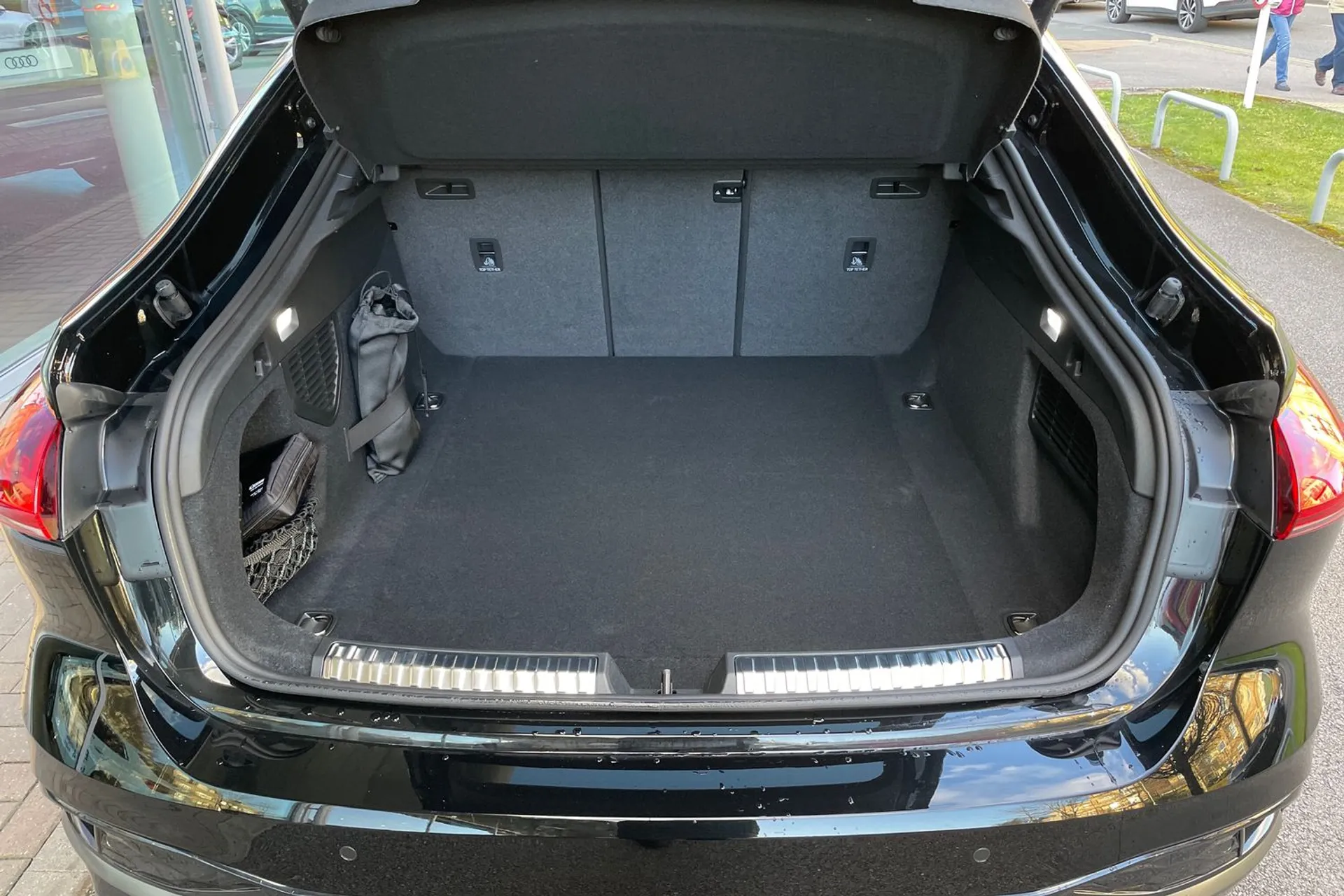 Audi A5 thumbnail image number 21