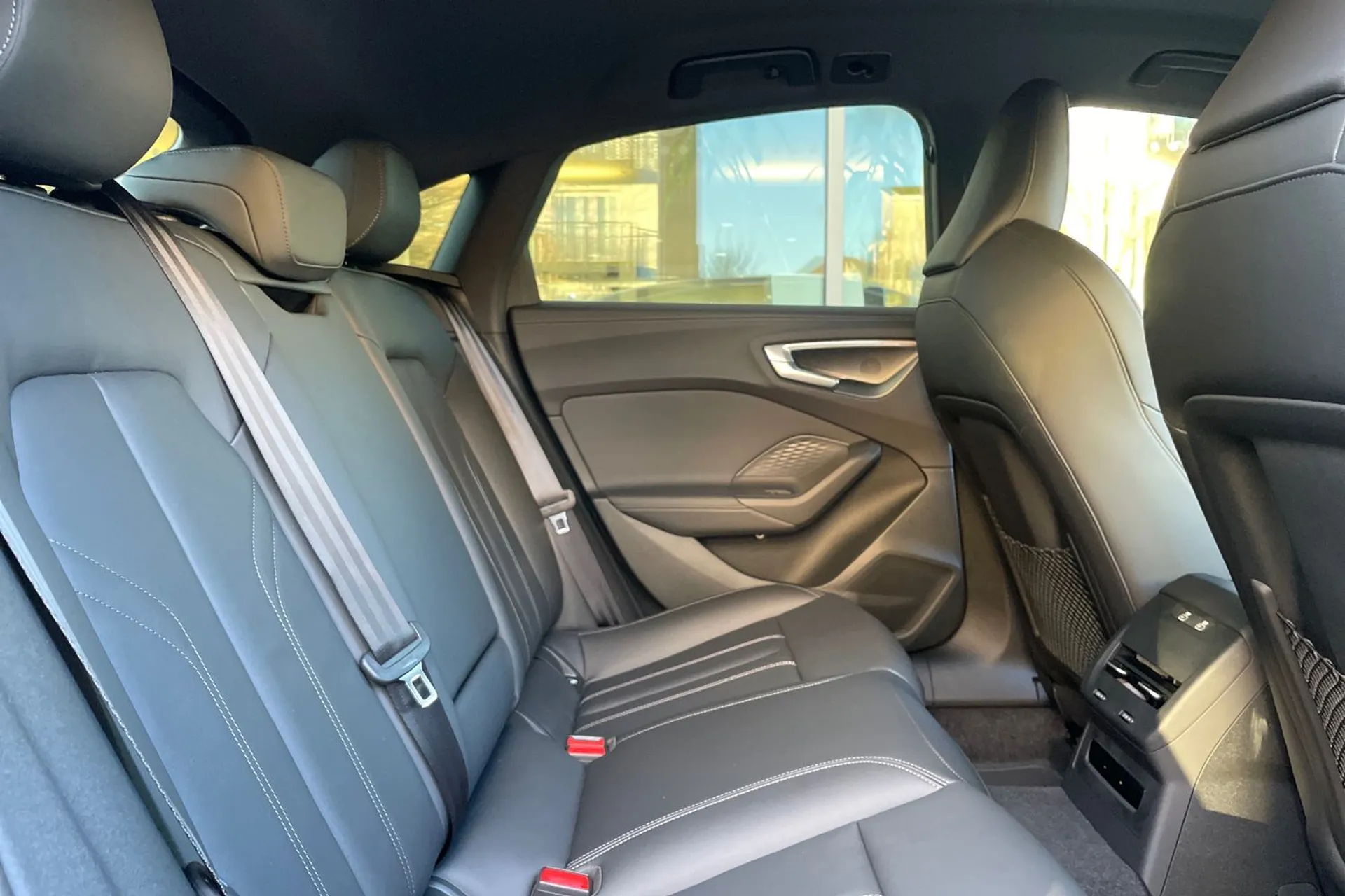 Audi A5 thumbnail image number 24