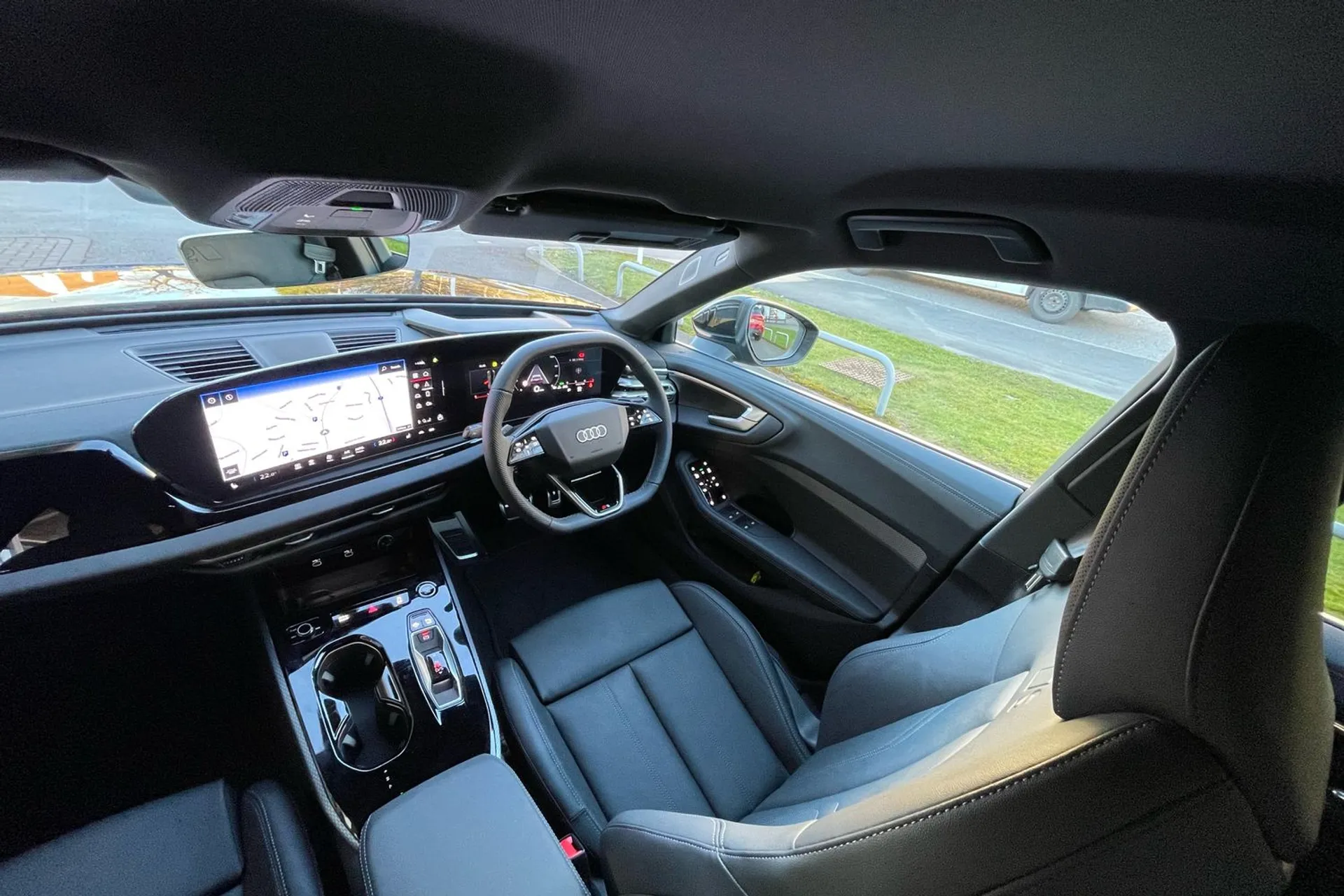 Audi A5 thumbnail image number 32