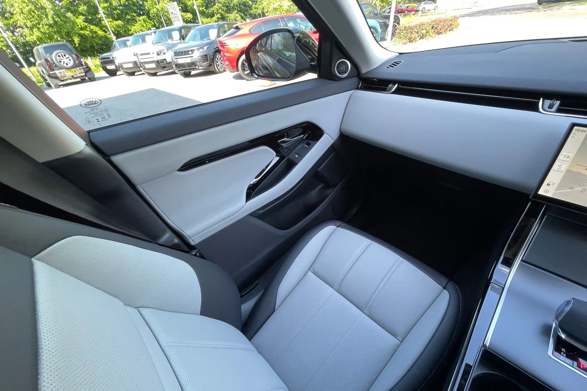 LAND ROVER RANGE ROVER EVOQUE thumbnail image number 13