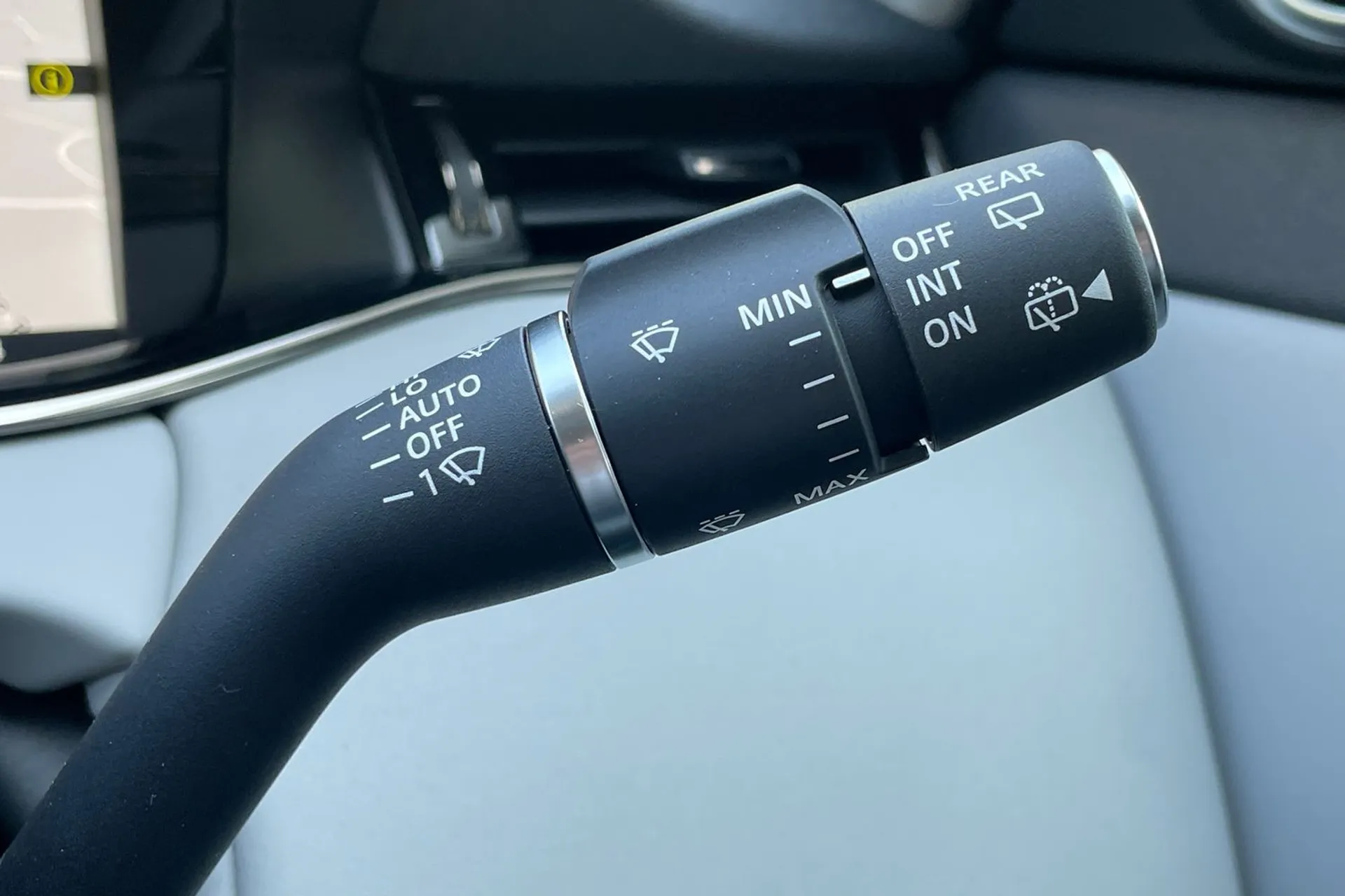 LAND ROVER RANGE ROVER EVOQUE thumbnail image number 58