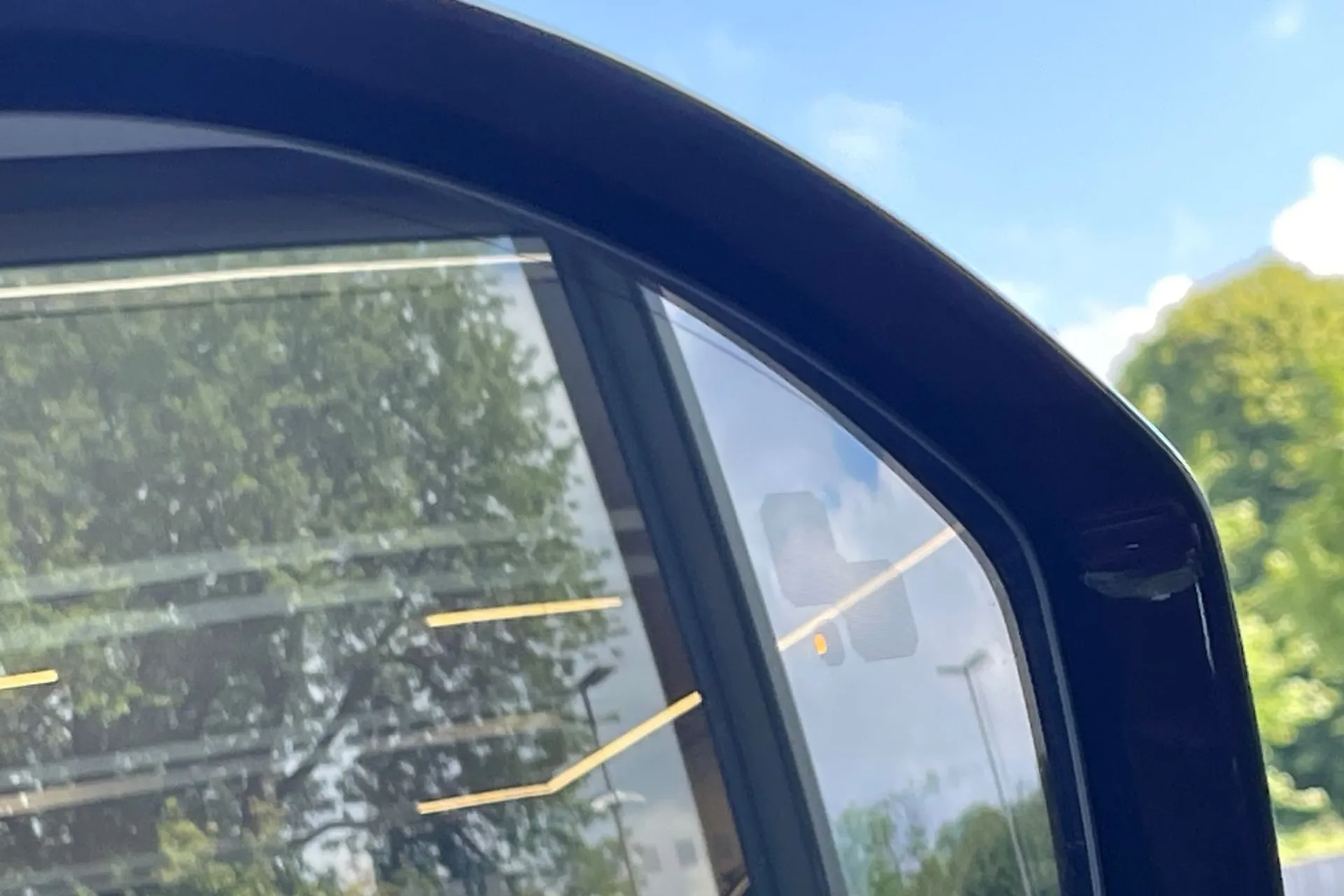 LAND ROVER RANGE ROVER EVOQUE thumbnail image number 35