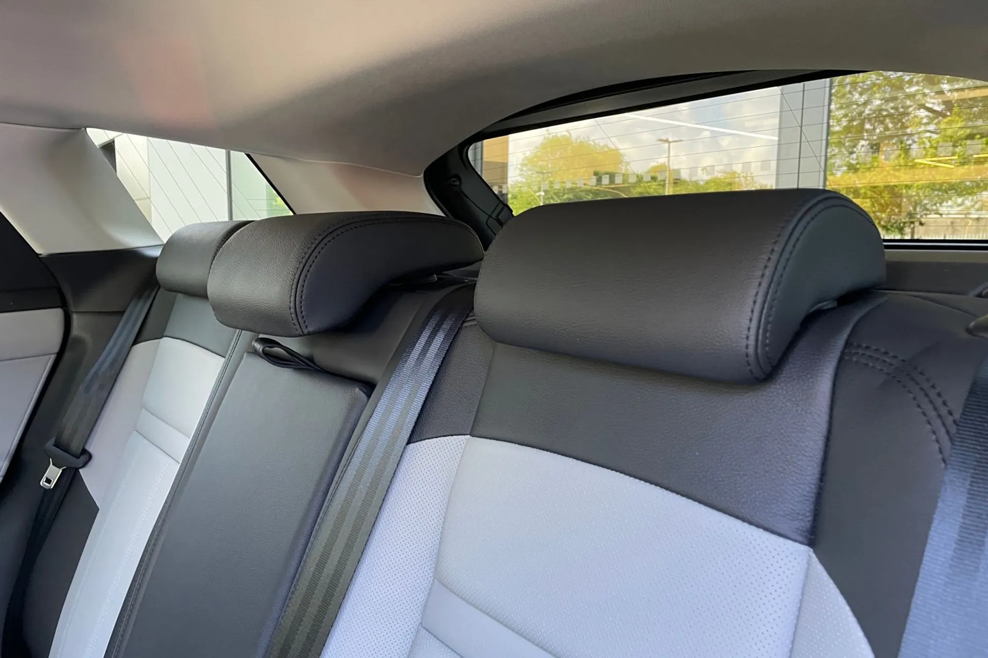 LAND ROVER RANGE ROVER EVOQUE thumbnail image number 51