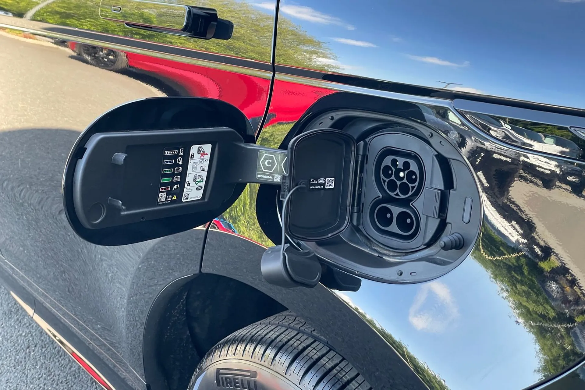 LAND ROVER RANGE ROVER EVOQUE thumbnail image number 39