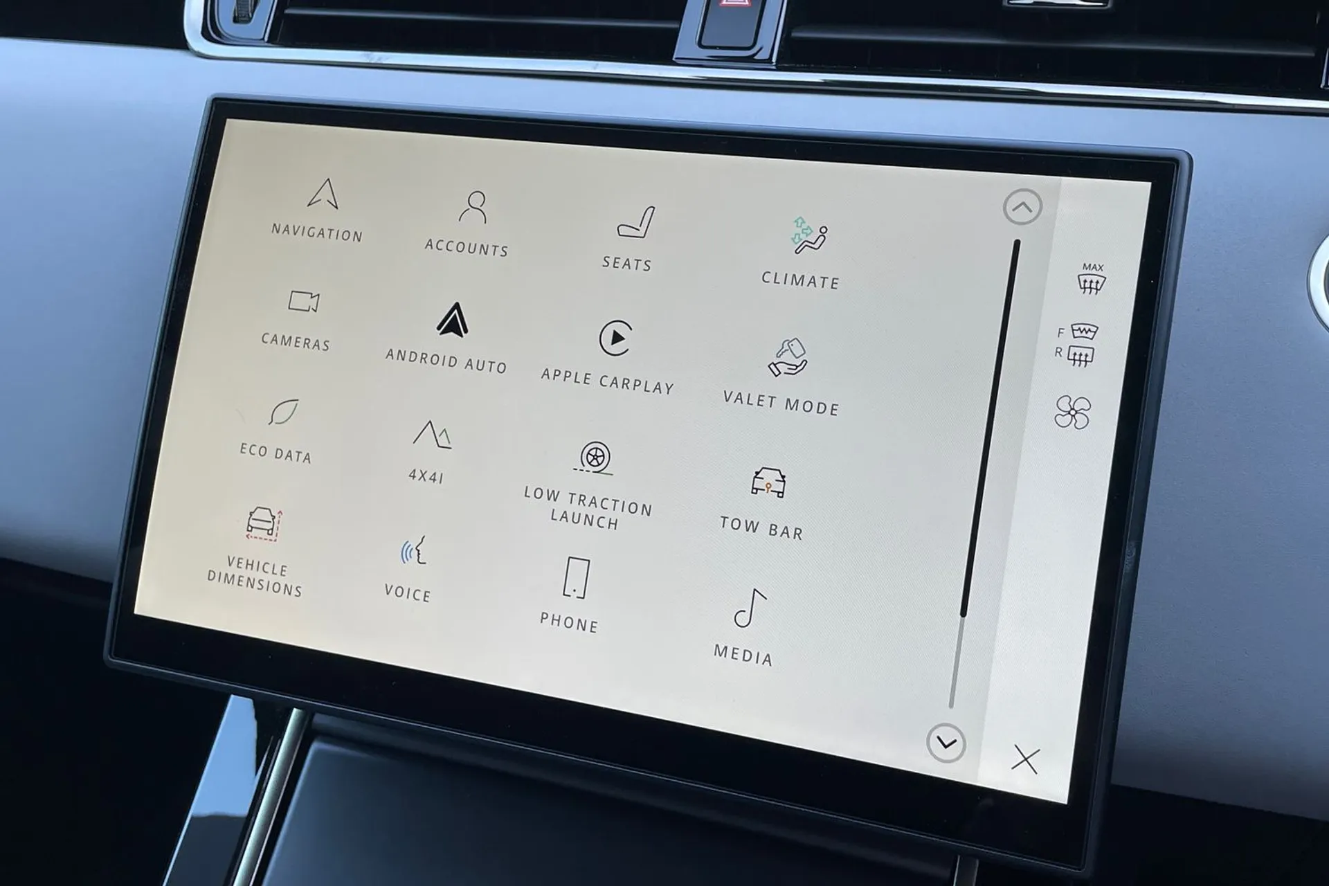 LAND ROVER RANGE ROVER EVOQUE thumbnail image number 46