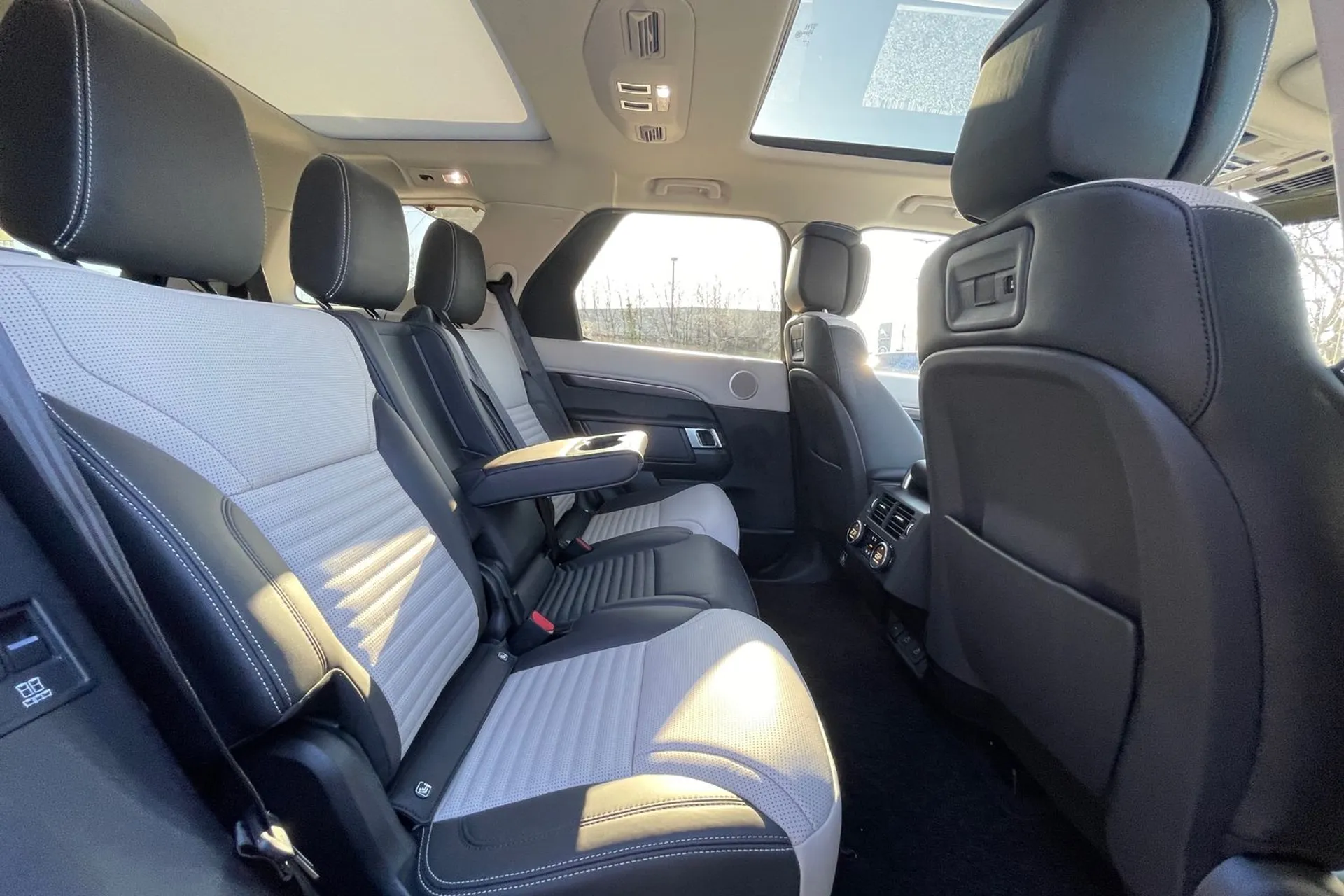 LAND ROVER DISCOVERY thumbnail image number 46