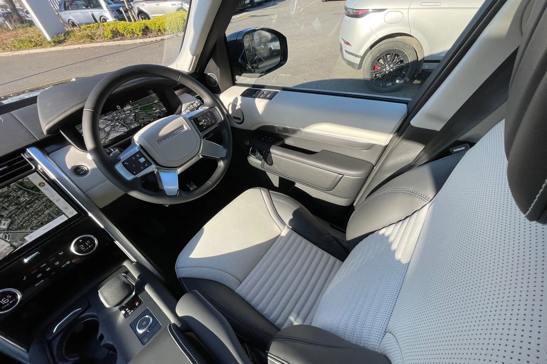 LAND ROVER DISCOVERY thumbnail image number 14