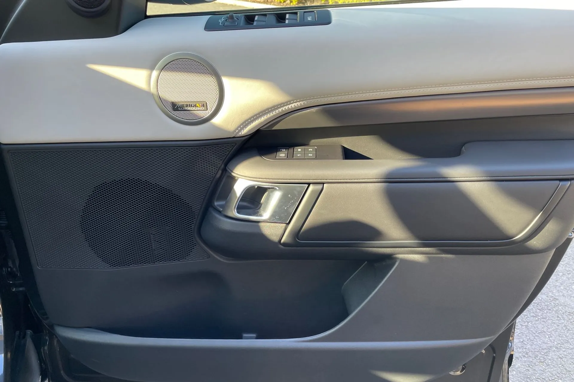 LAND ROVER DISCOVERY thumbnail image number 57