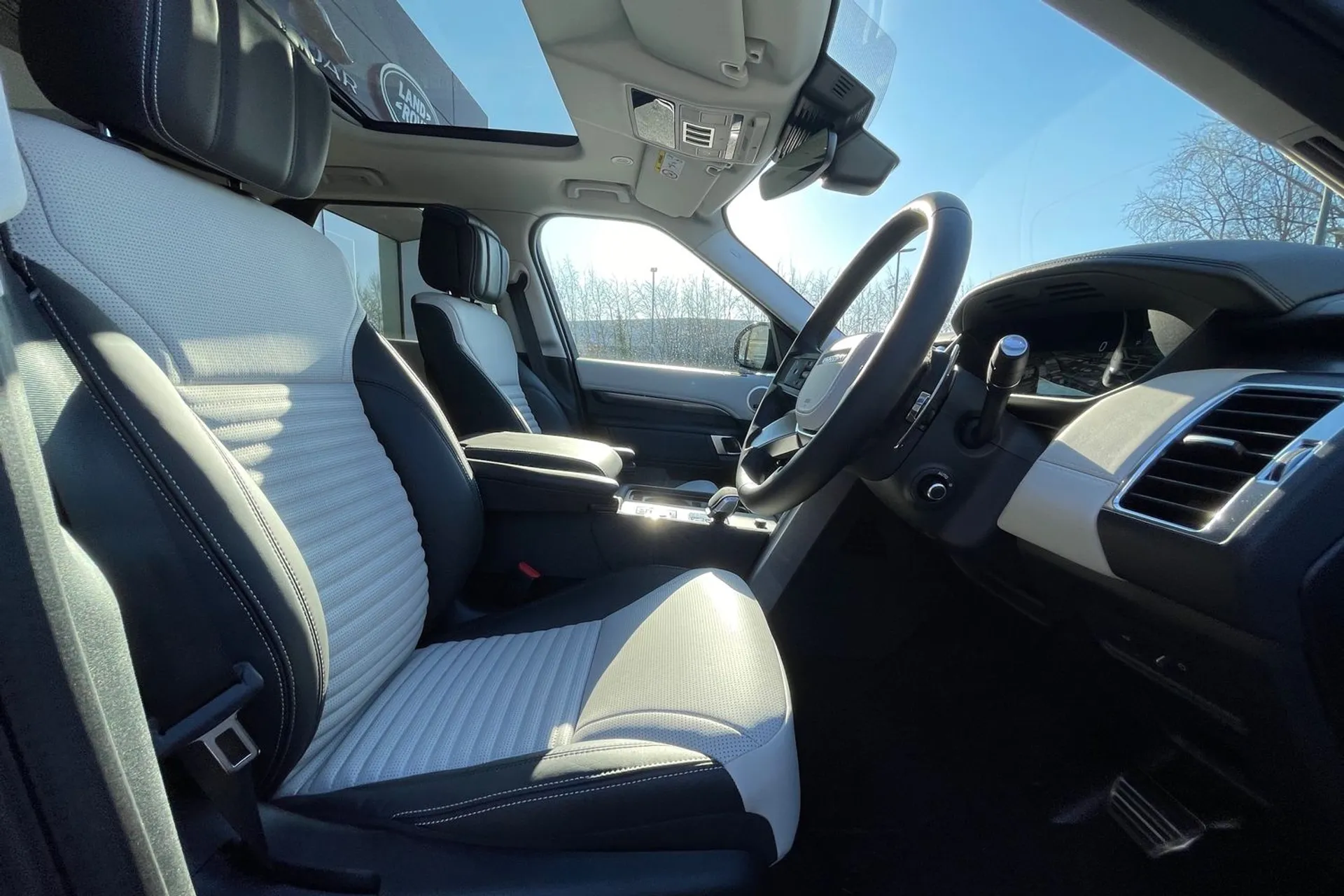 LAND ROVER DISCOVERY thumbnail image number 9