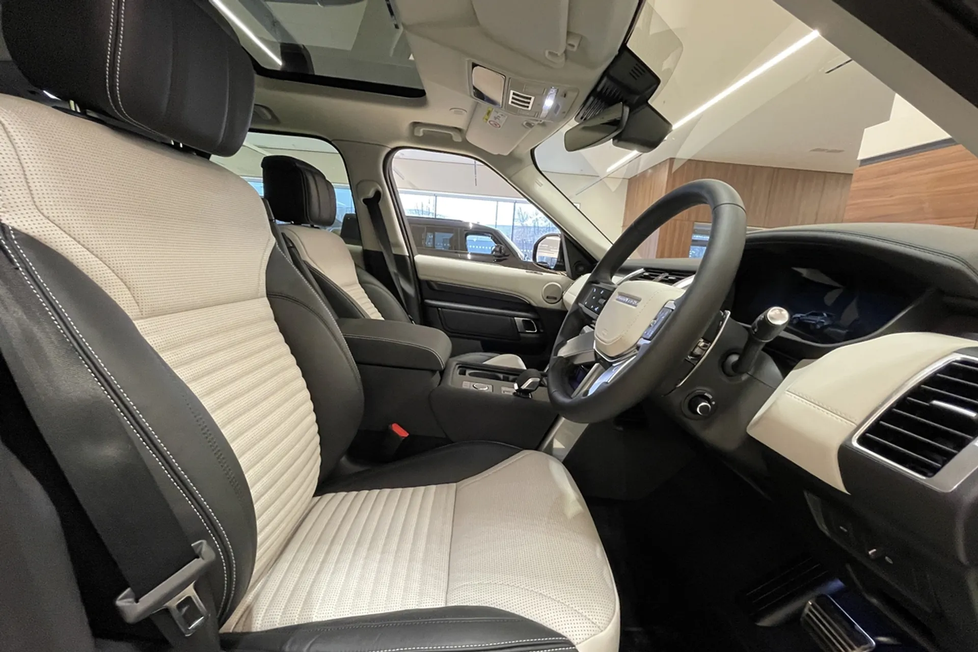 LAND ROVER DISCOVERY thumbnail image number 15