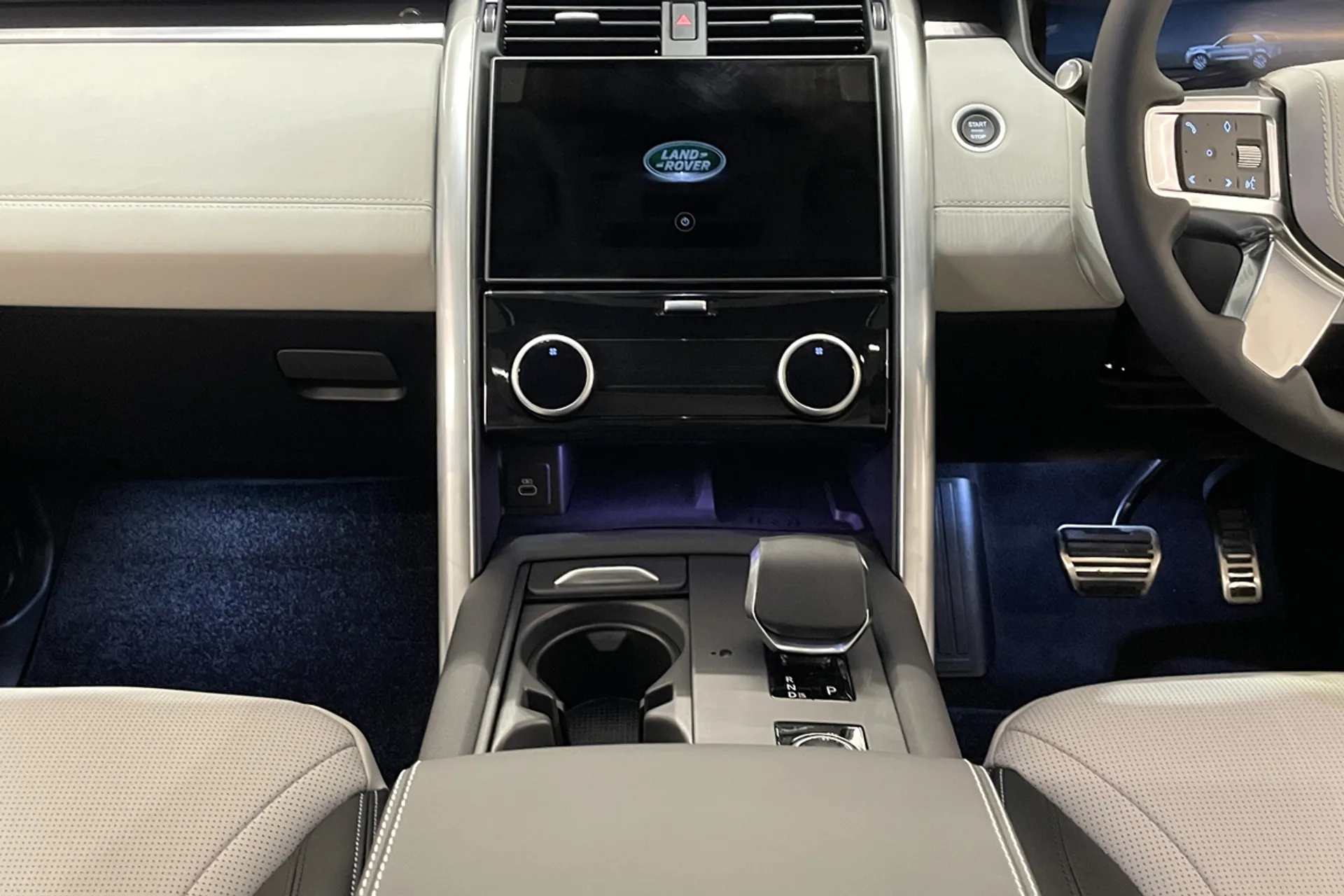 LAND ROVER DISCOVERY thumbnail image number 11