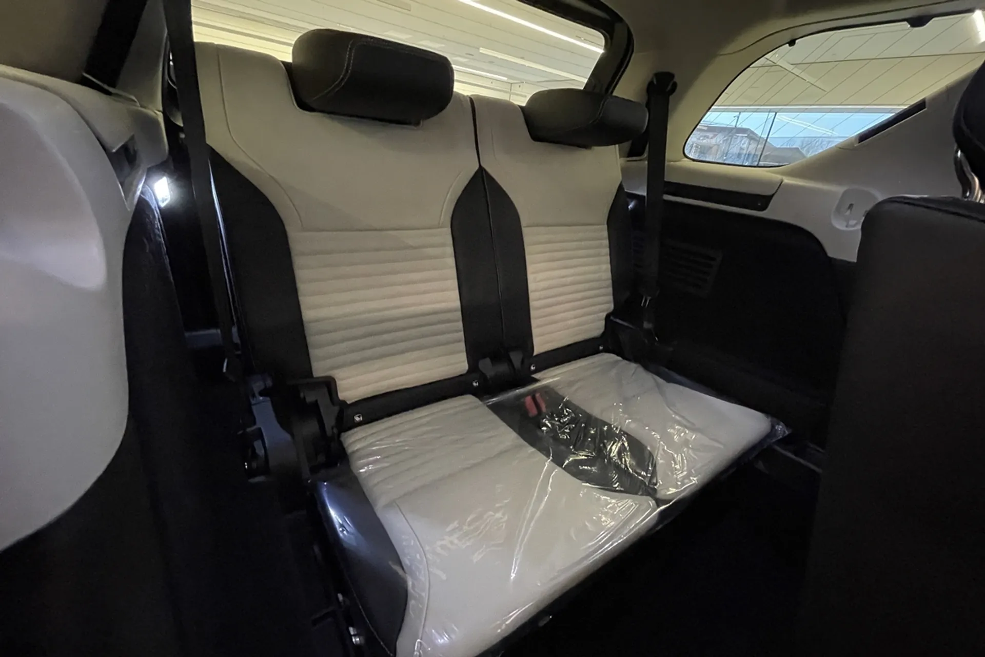LAND ROVER DISCOVERY thumbnail image number 14