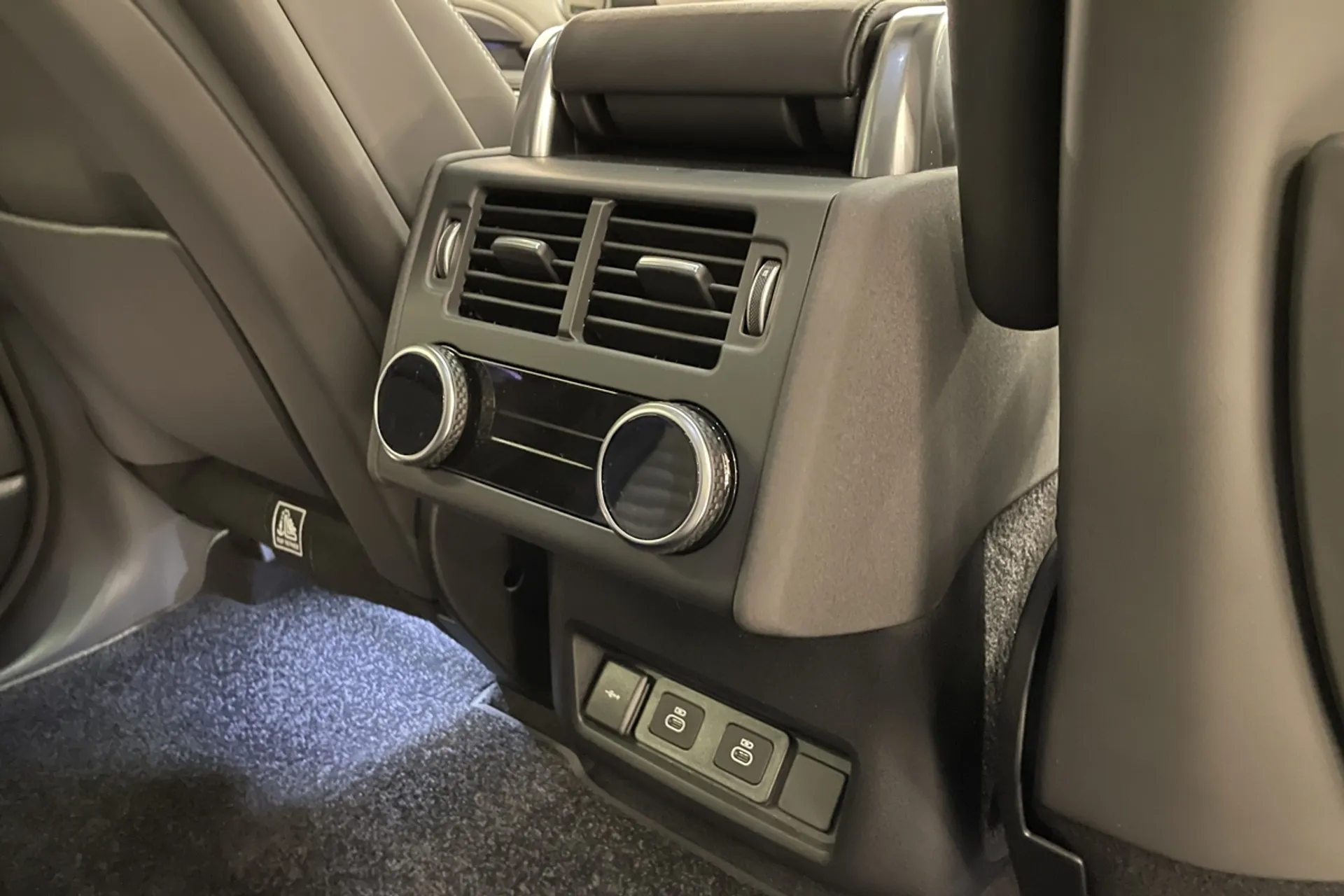 LAND ROVER DISCOVERY thumbnail image number 18