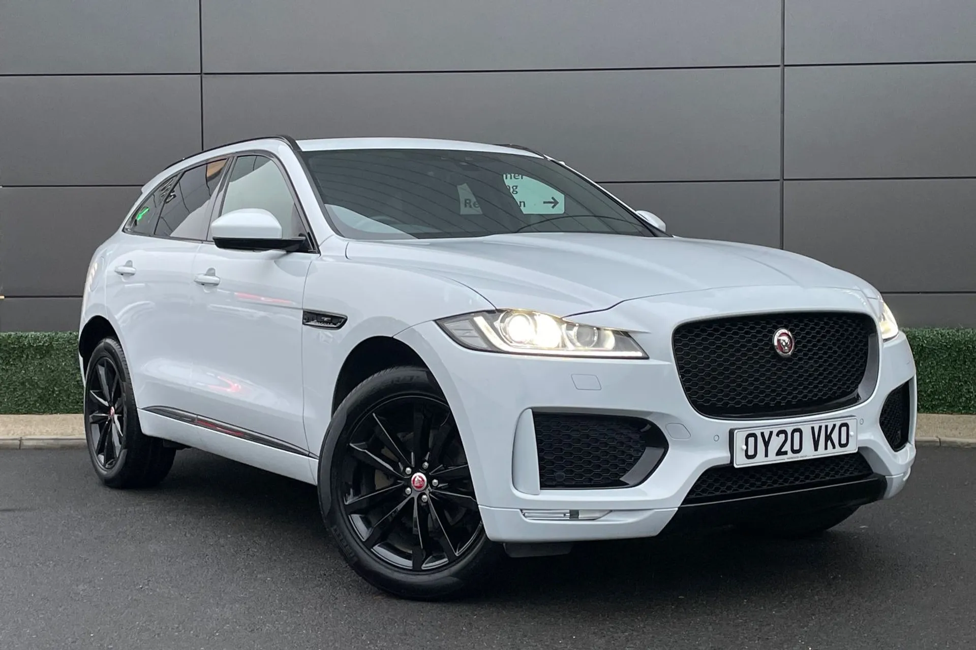 Jaguar F-PACE focused image