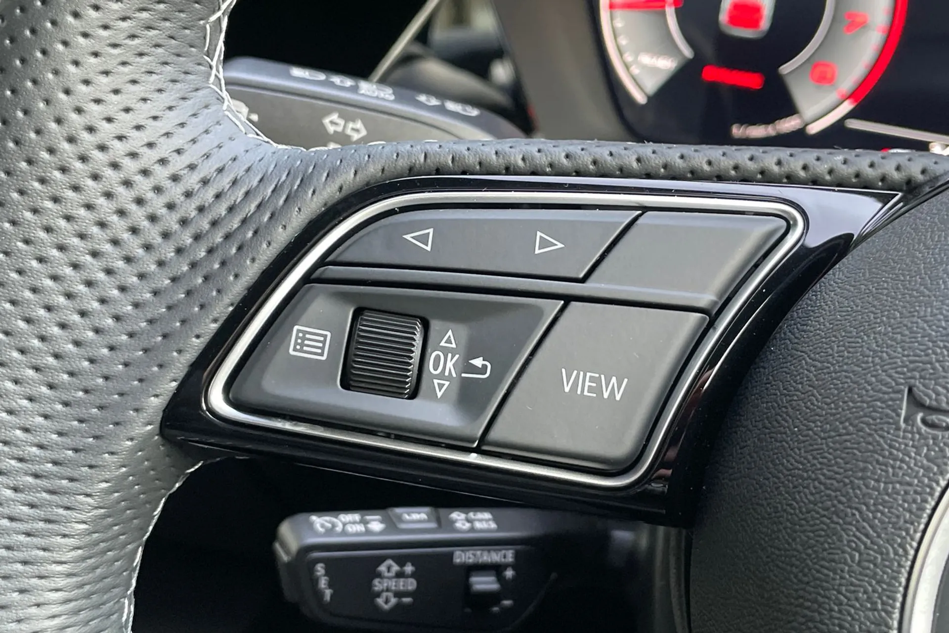 Audi A3 thumbnail image number 35