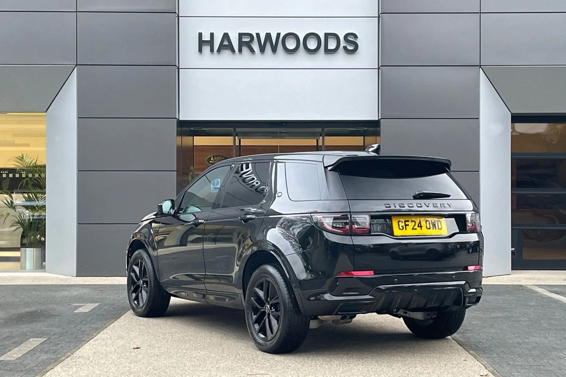 LAND ROVER DISCOVERY SPORT thumbnail image number 9