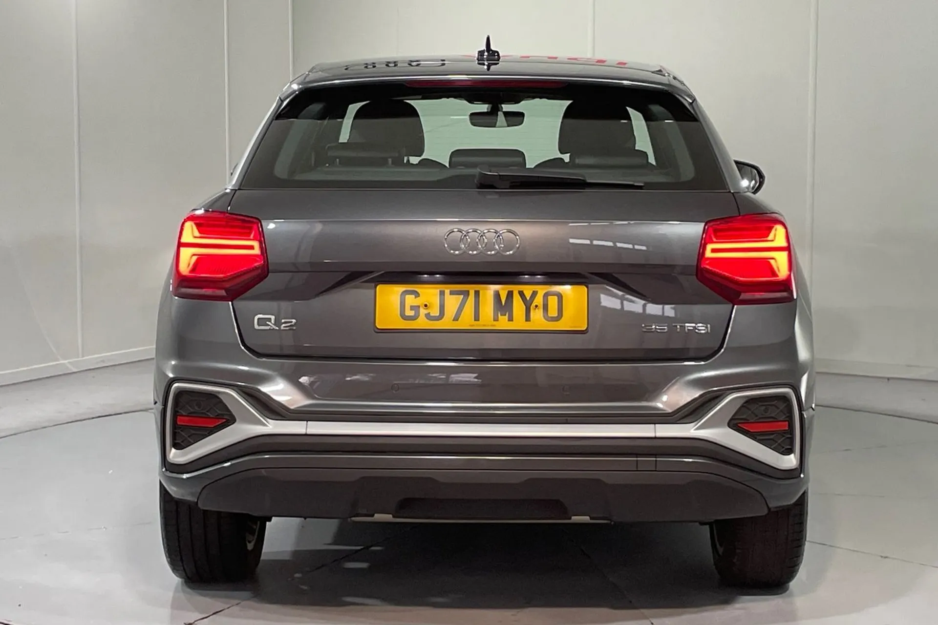 Audi Q2 thumbnail image number 6