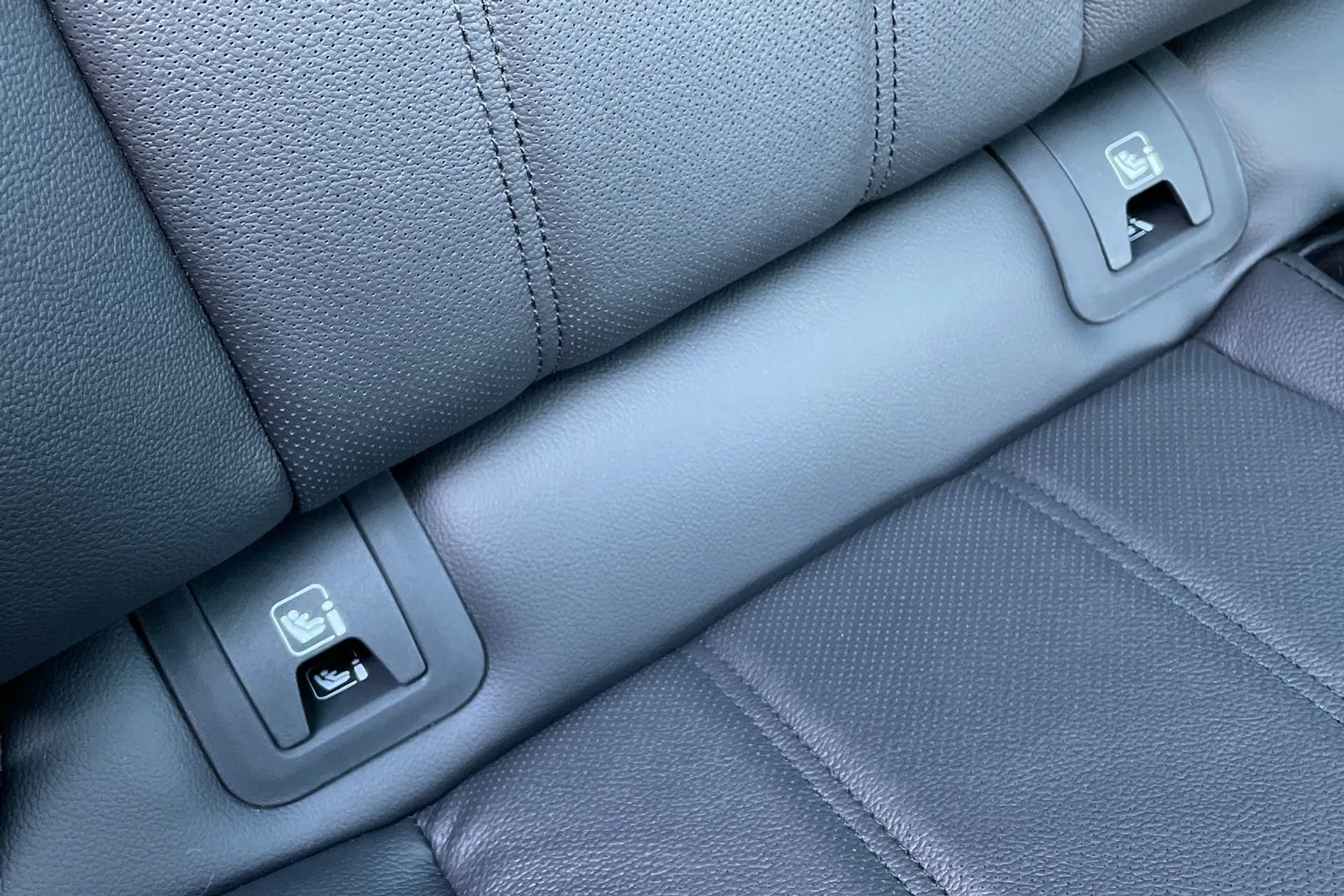 LAND ROVER RANGE ROVER EVOQUE thumbnail image number 32