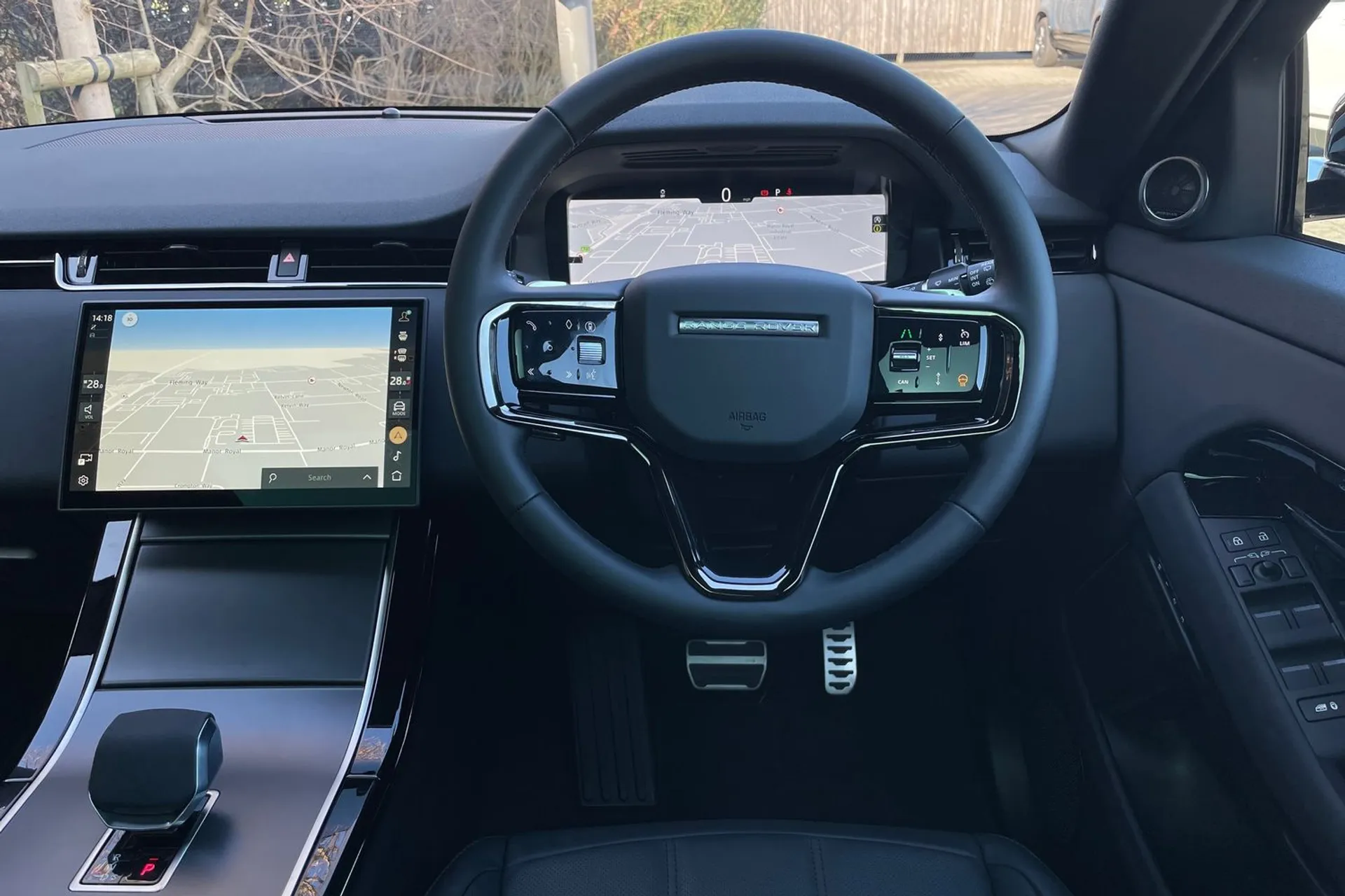 LAND ROVER RANGE ROVER EVOQUE thumbnail image number 25