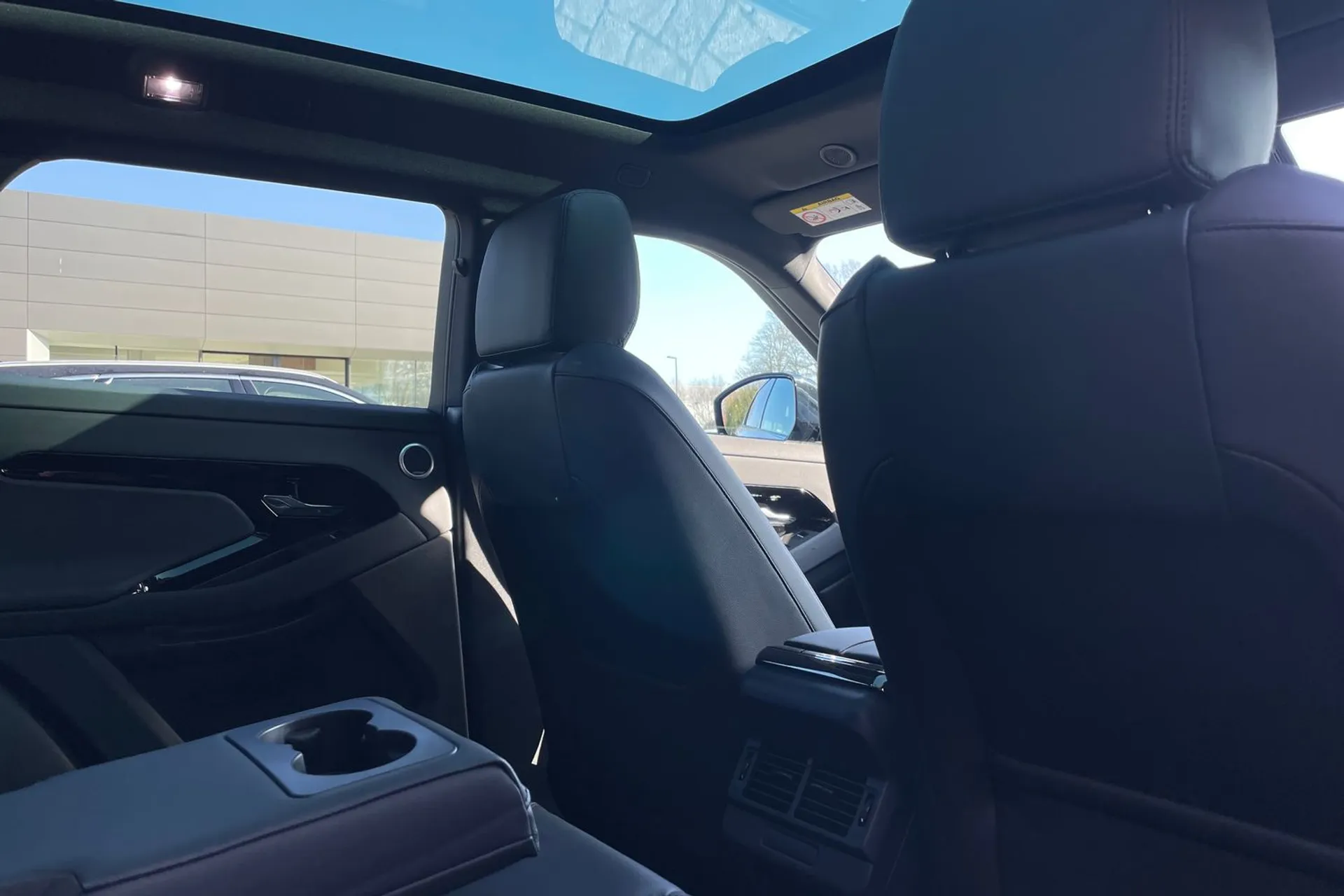 LAND ROVER RANGE ROVER EVOQUE thumbnail image number 31