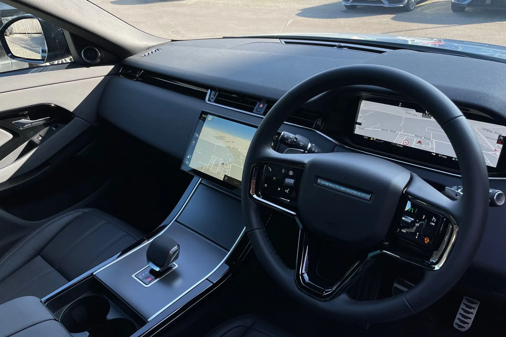 LAND ROVER RANGE ROVER EVOQUE thumbnail image number 34