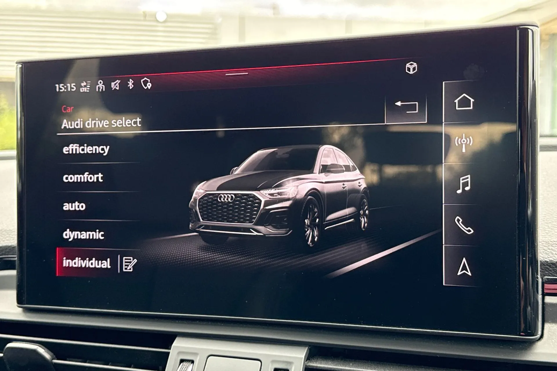 Audi Q5 thumbnail image number 12