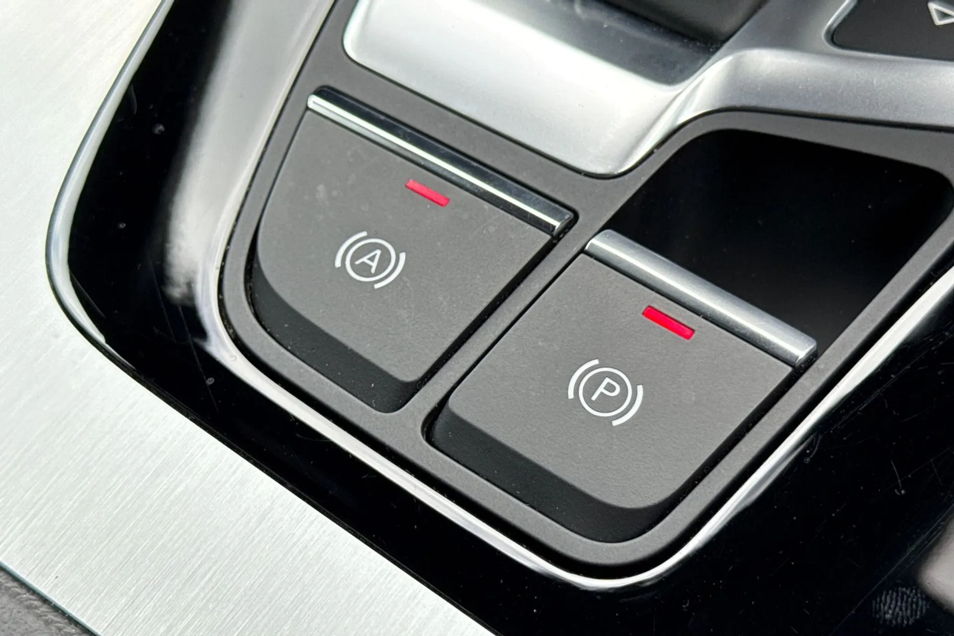 Audi Q5 thumbnail image number 36