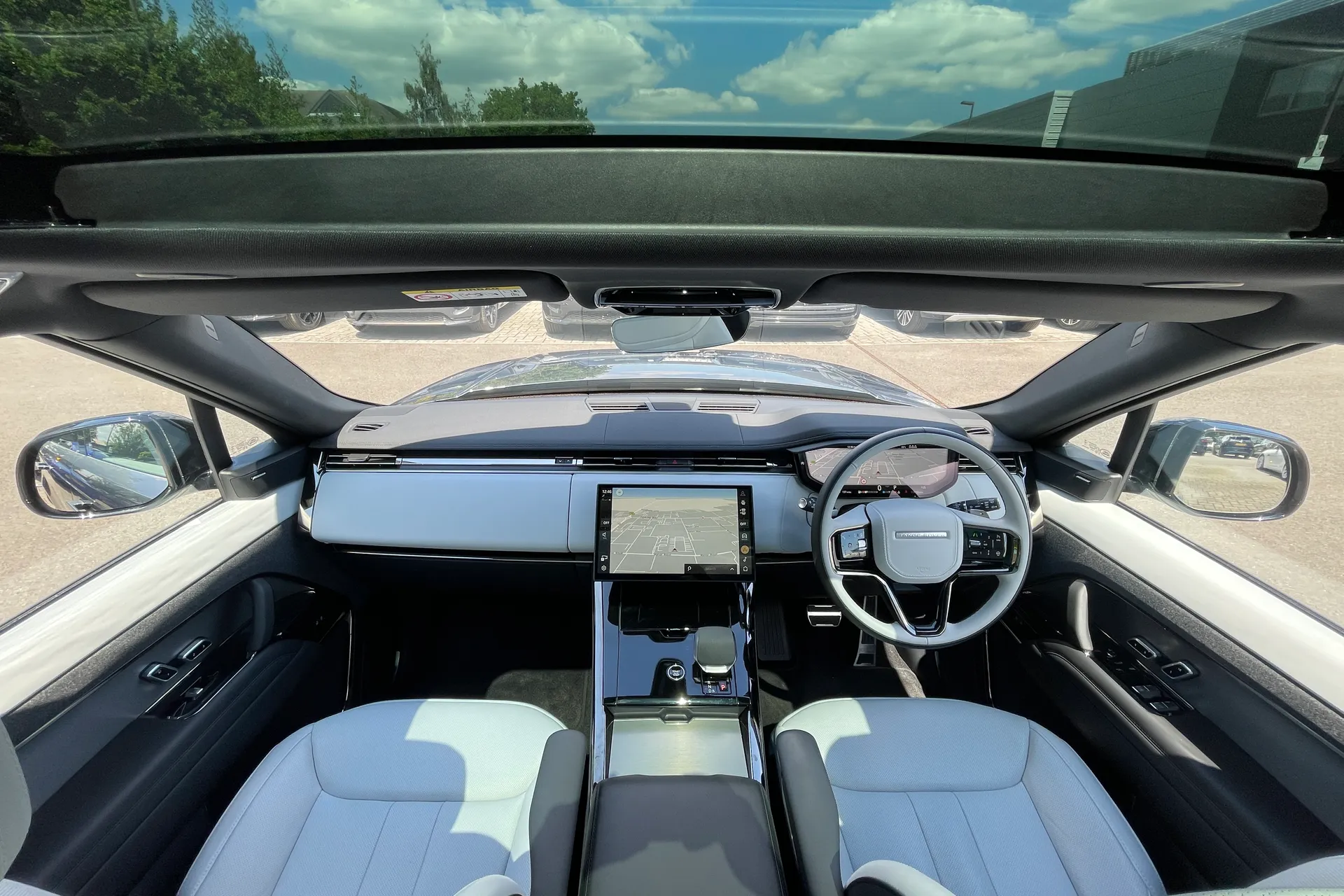 LAND ROVER RANGE ROVER SPORT thumbnail image number 3