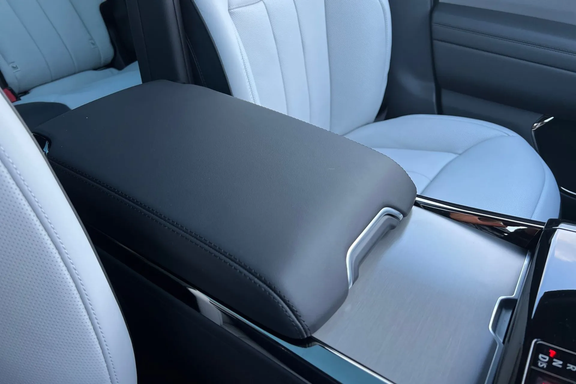 LAND ROVER RANGE ROVER SPORT thumbnail image number 51